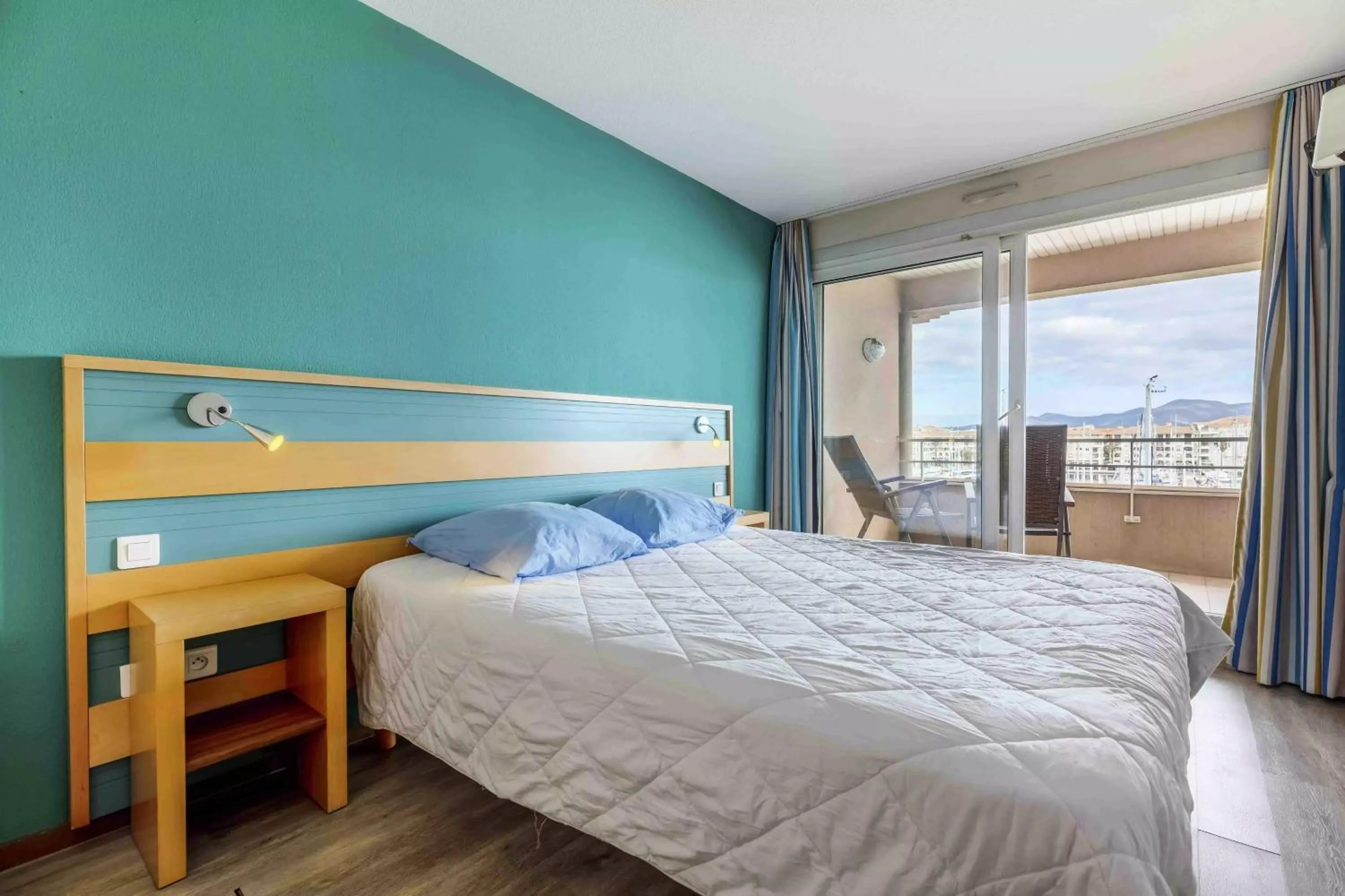 Bed in Residence Cap Hermes - maeva Home