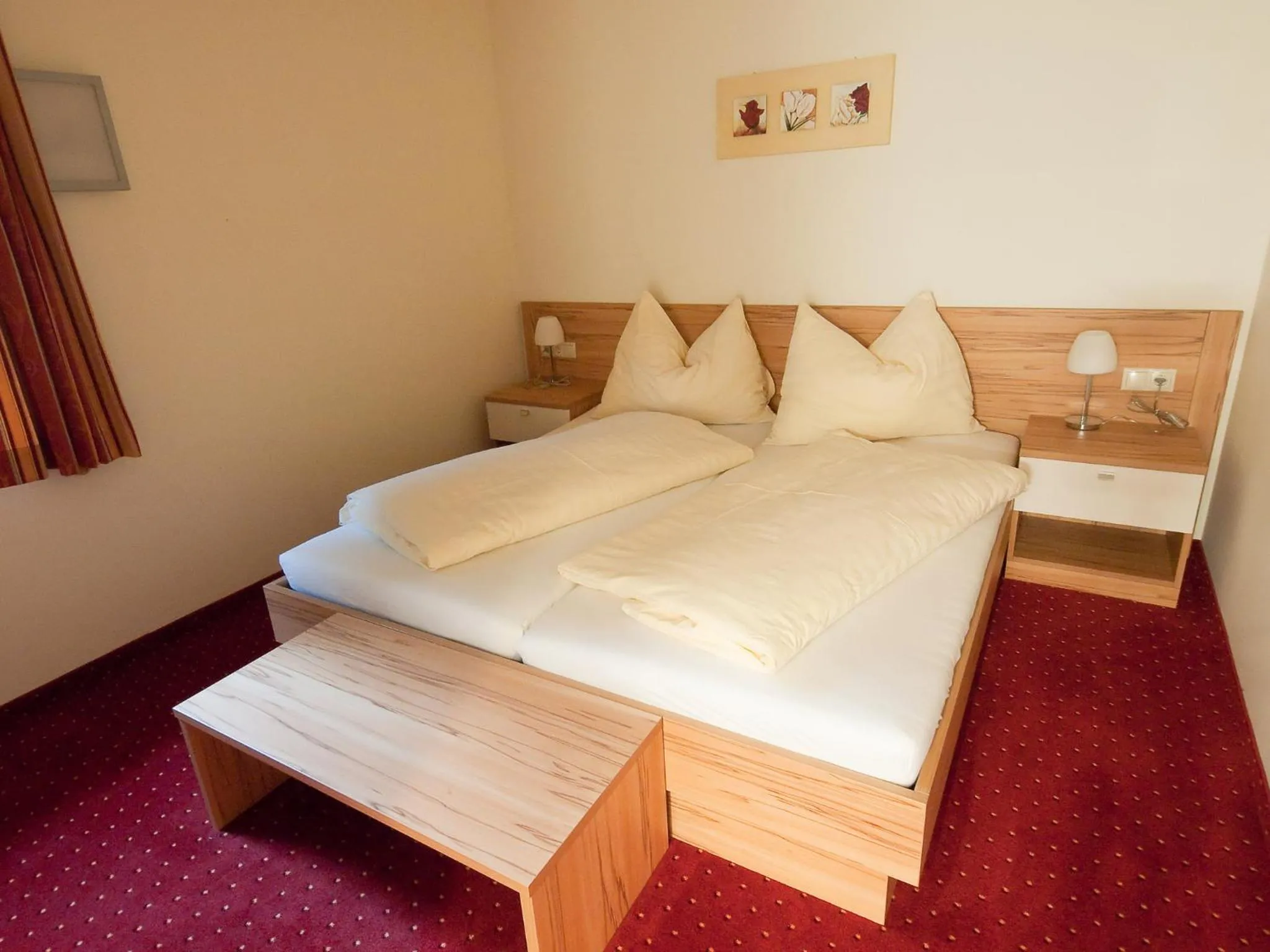 Bedroom, Bed in Hotel 3 Mohren