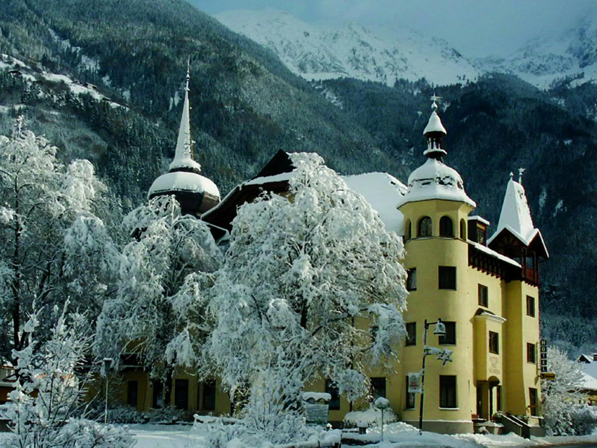 Property building in Hotel 3 Mohren