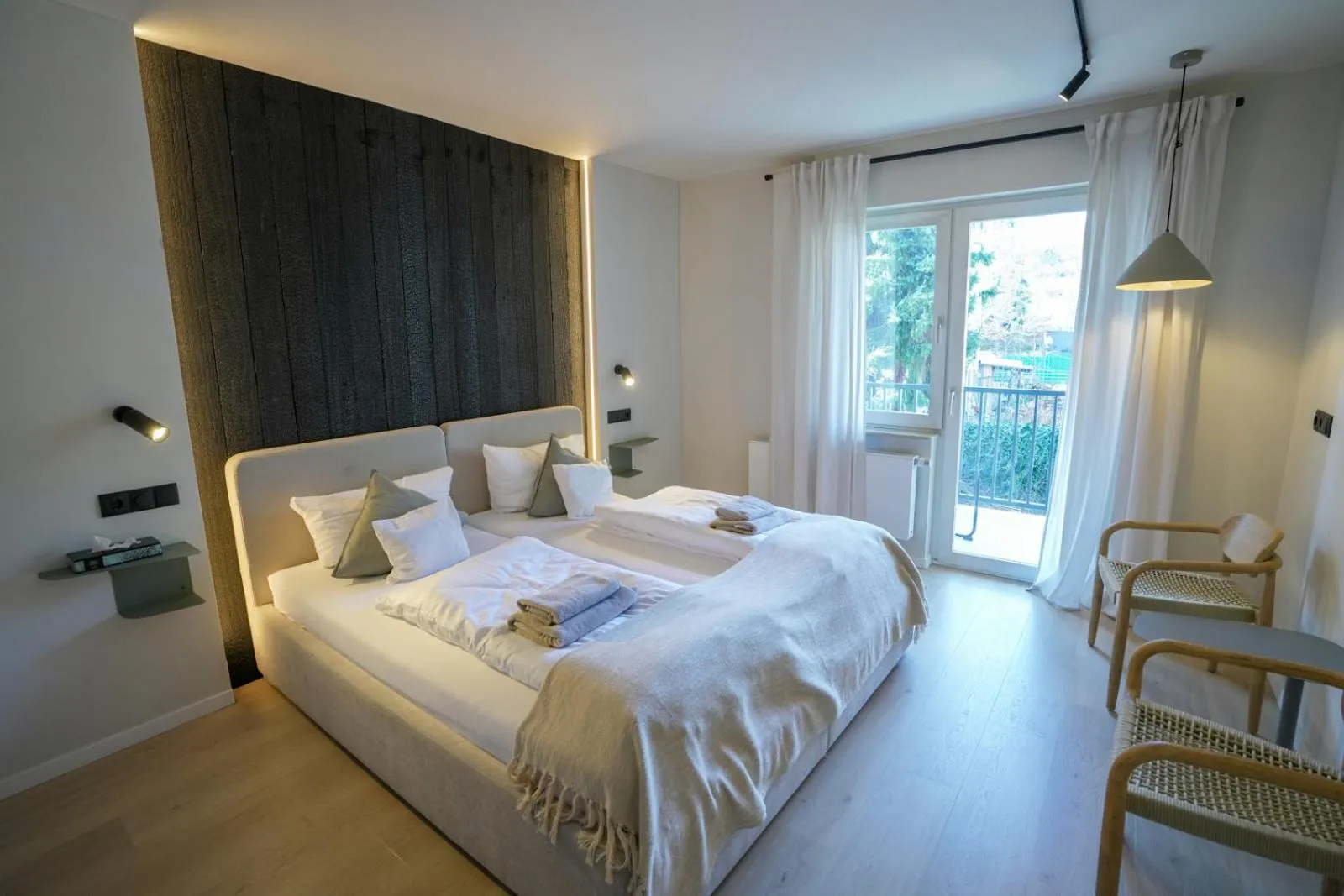 Bed in Hotel Weinhaus Kreuter