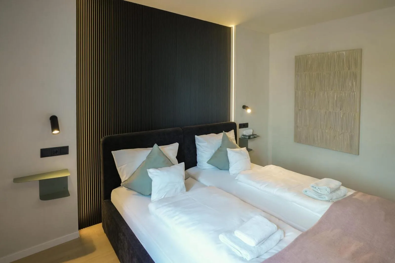 Bed in Hotel Weinhaus Kreuter