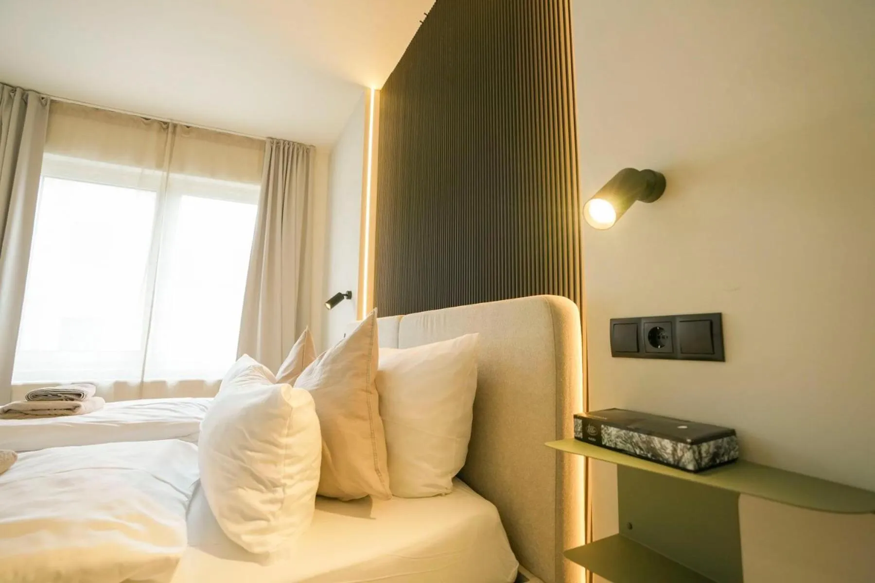 Bed in Hotel Weinhaus Kreuter