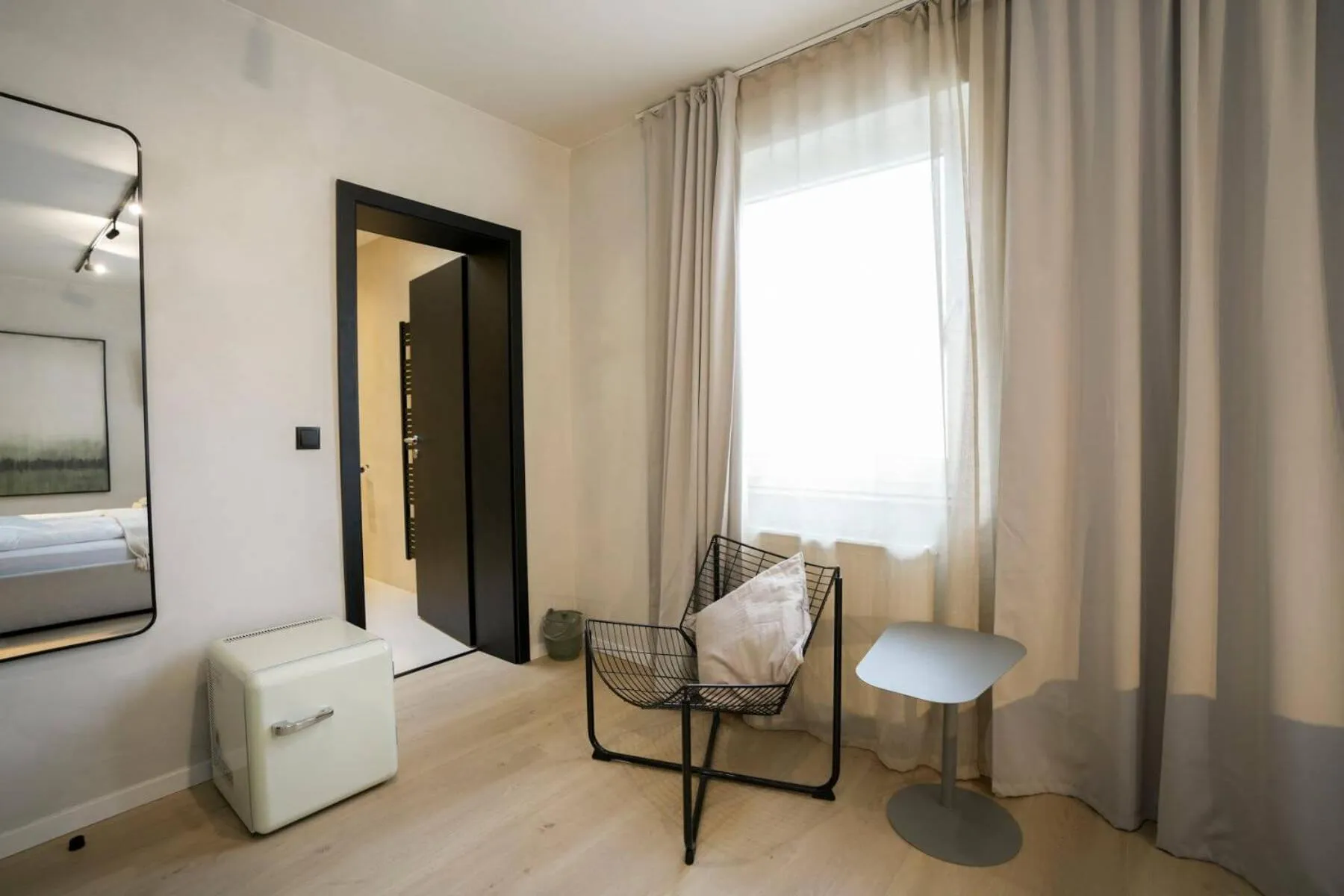 Bed in Hotel Weinhaus Kreuter