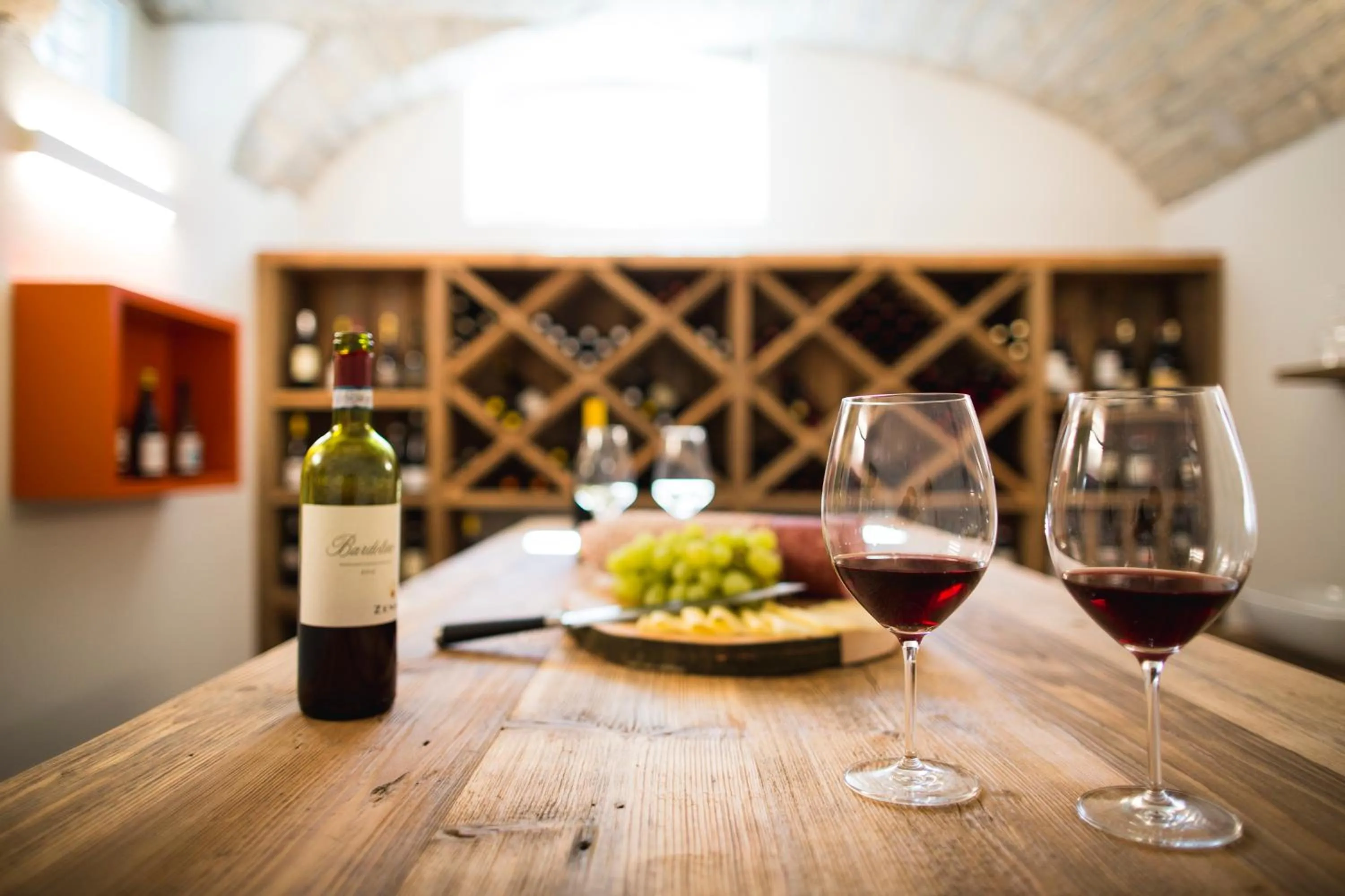 Drinks in Holiday IV Gardan