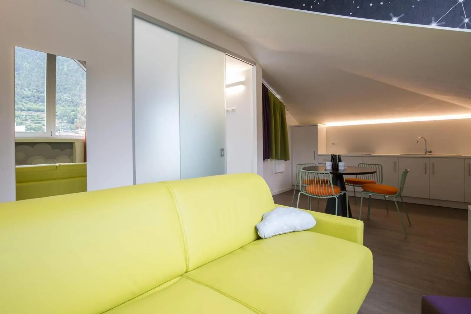 Kitchen or kitchenette in Holiday IV Gardan