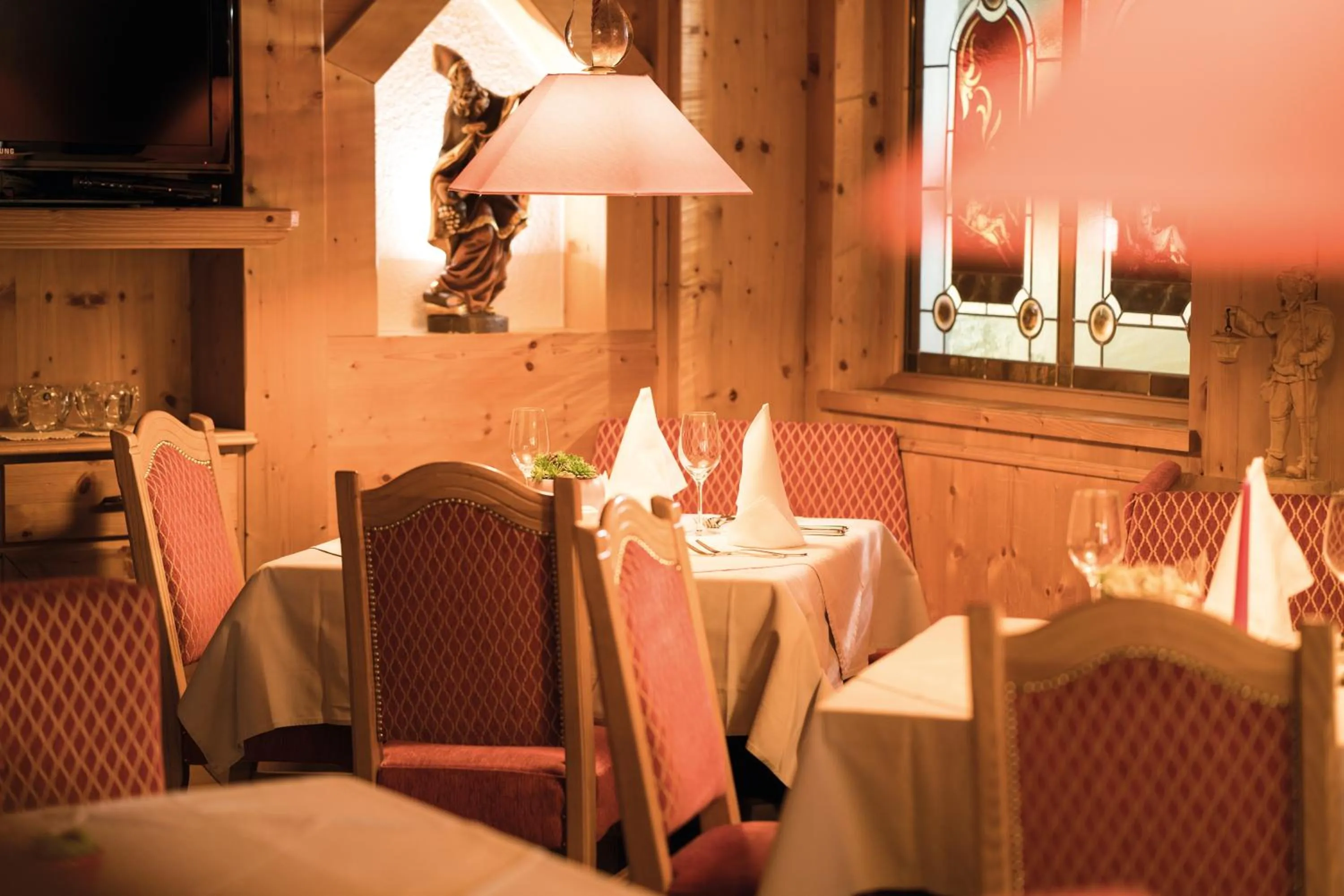 Restaurant/places to eat in Hotel Gasthof Schöpf