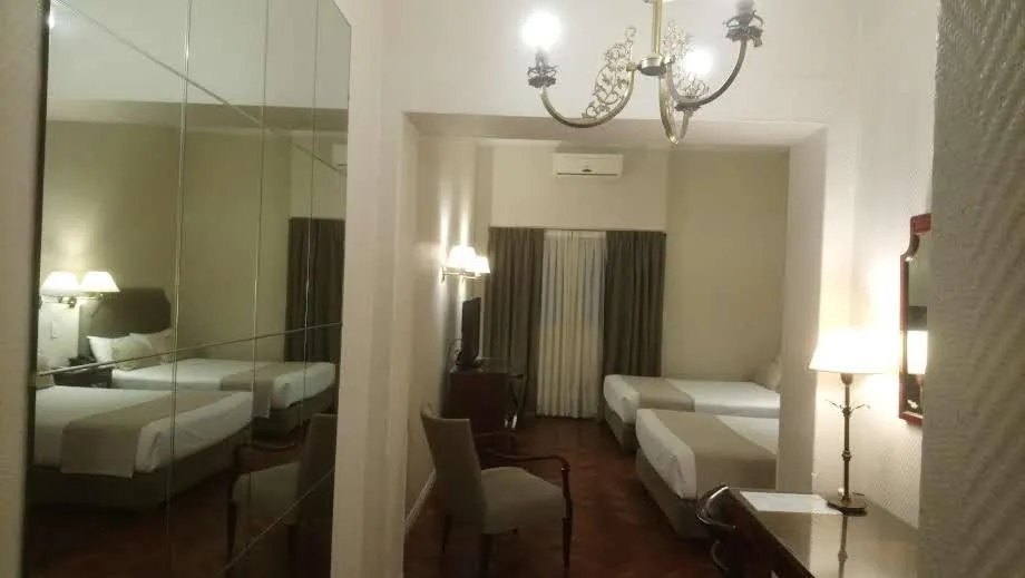 Bed in Lafayette Hotel