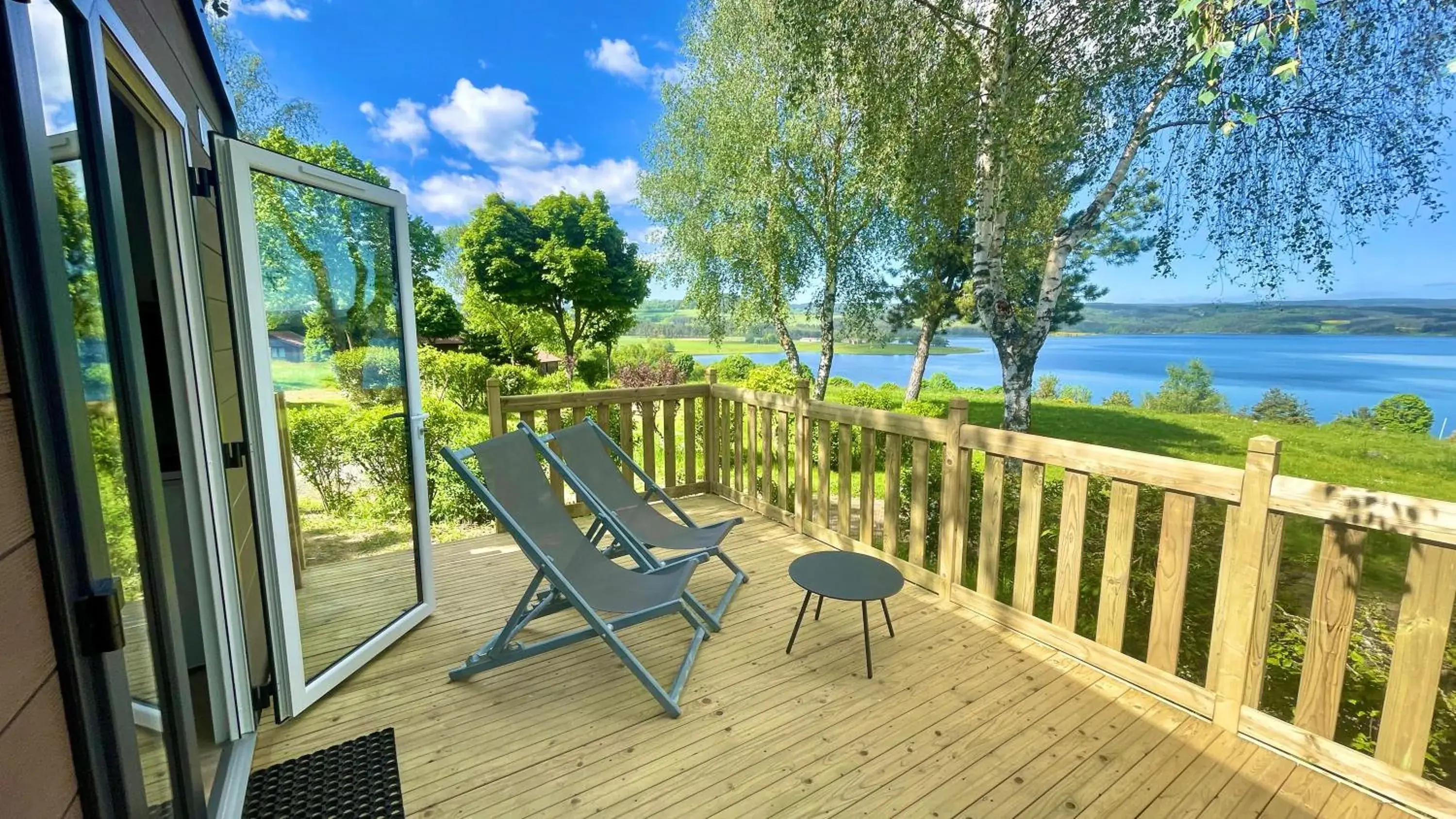 Bungalow with Patio in Les Terrasses Du Lac Bungalow with Patio in Les Terrasses Du Lac