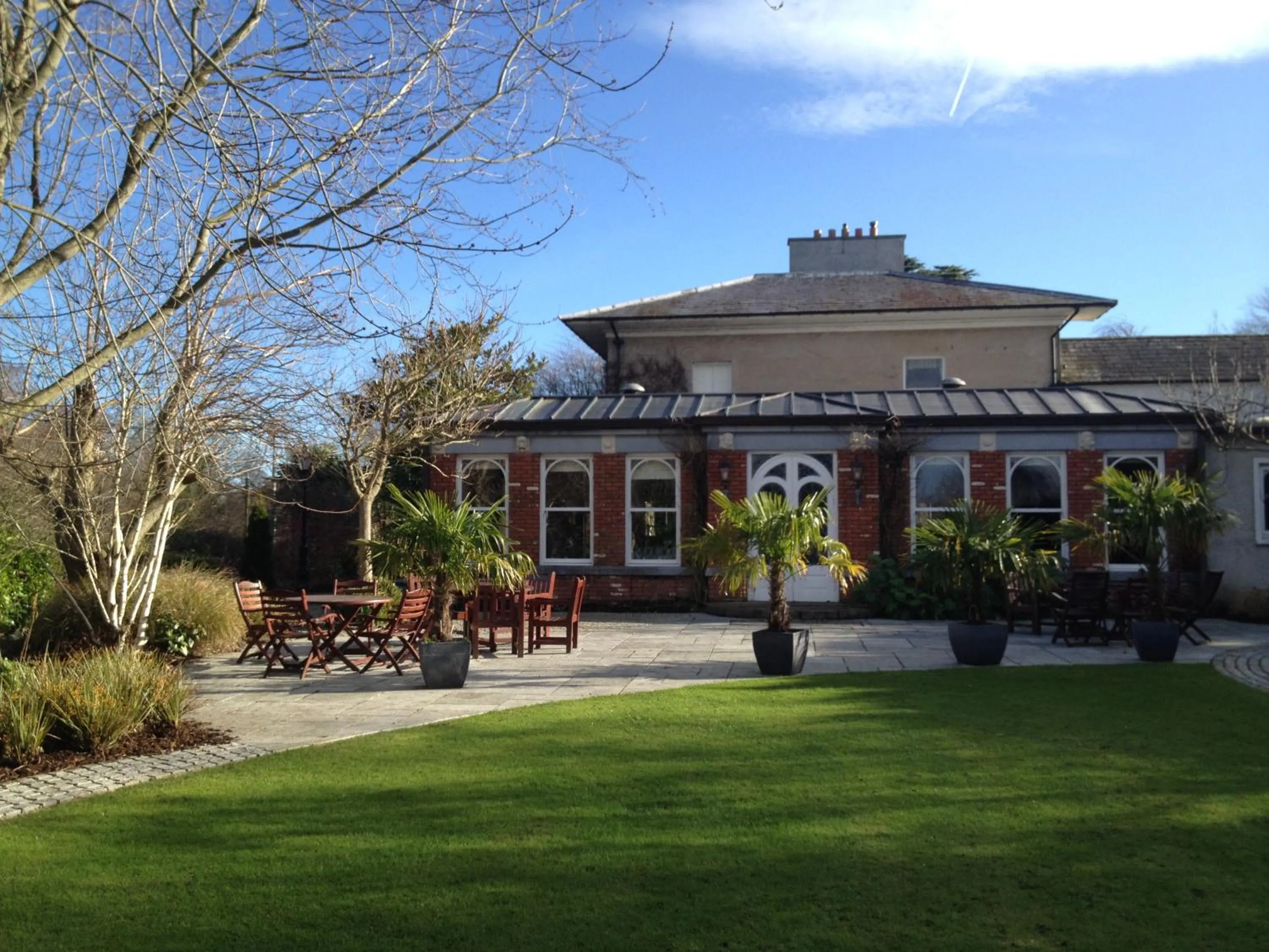 Patio in Raheen House Hotel