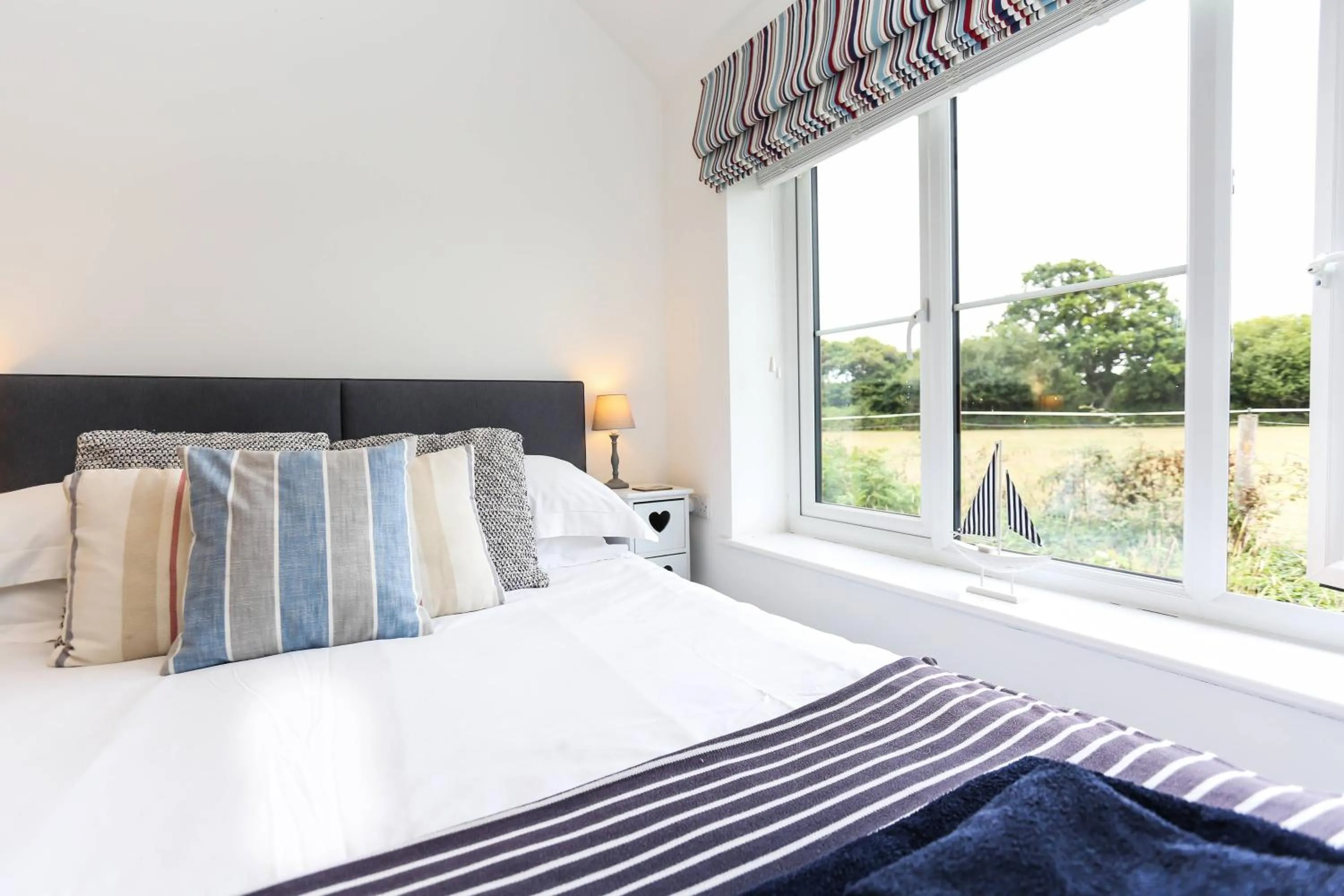 Garden view, Bed in Linden House