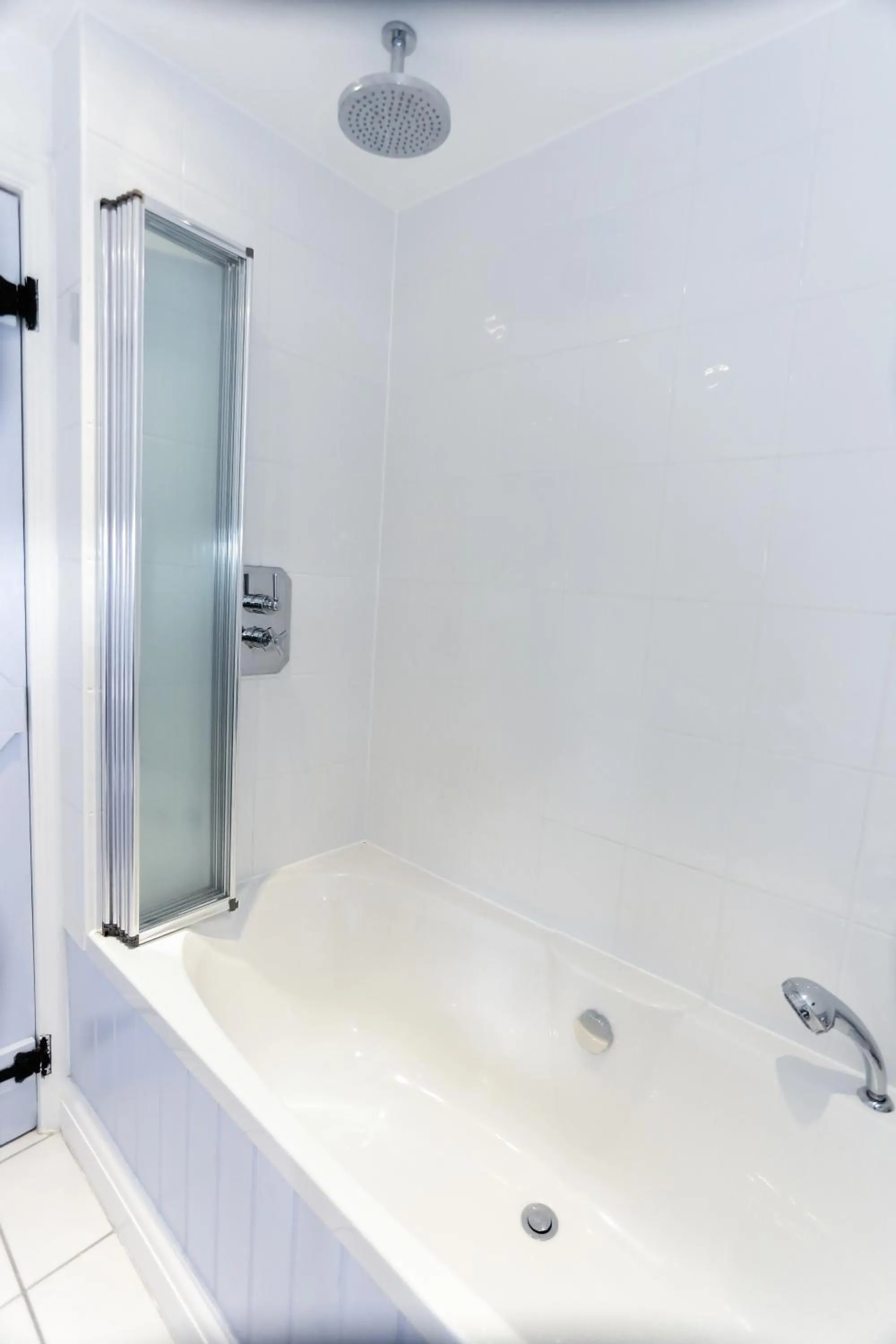 Shower in Linden House