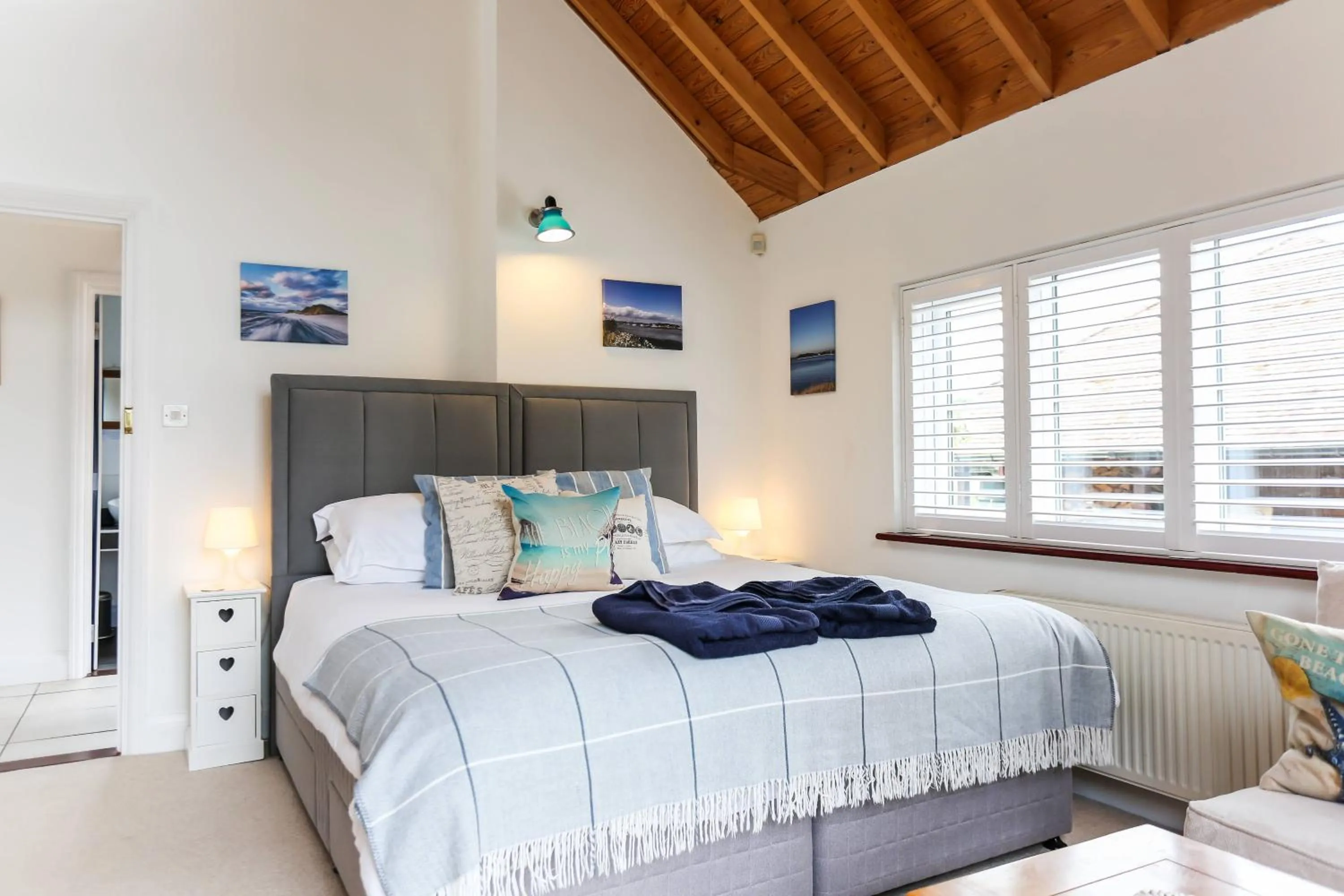 Bed in Linden House