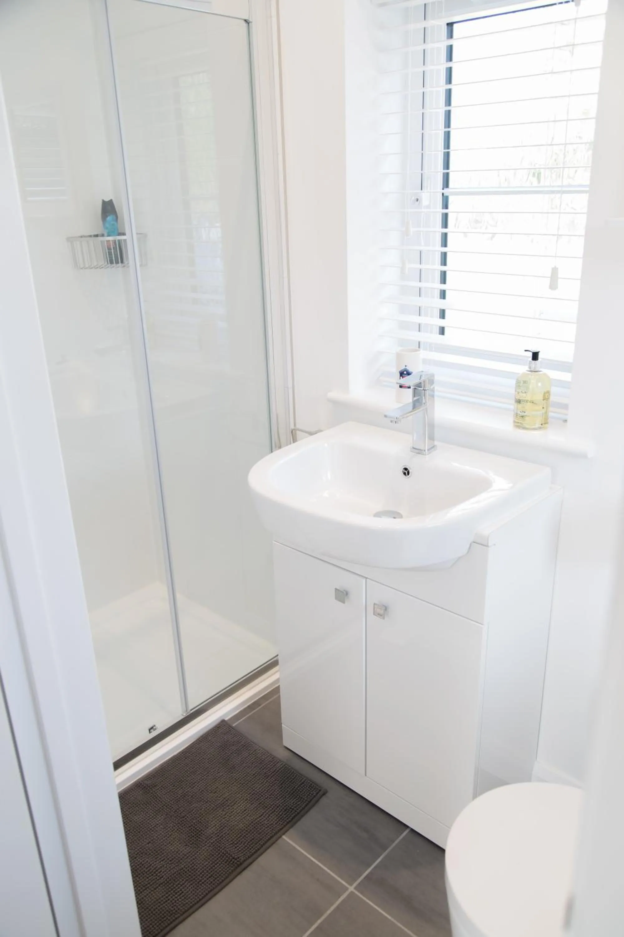 Shower in Linden House