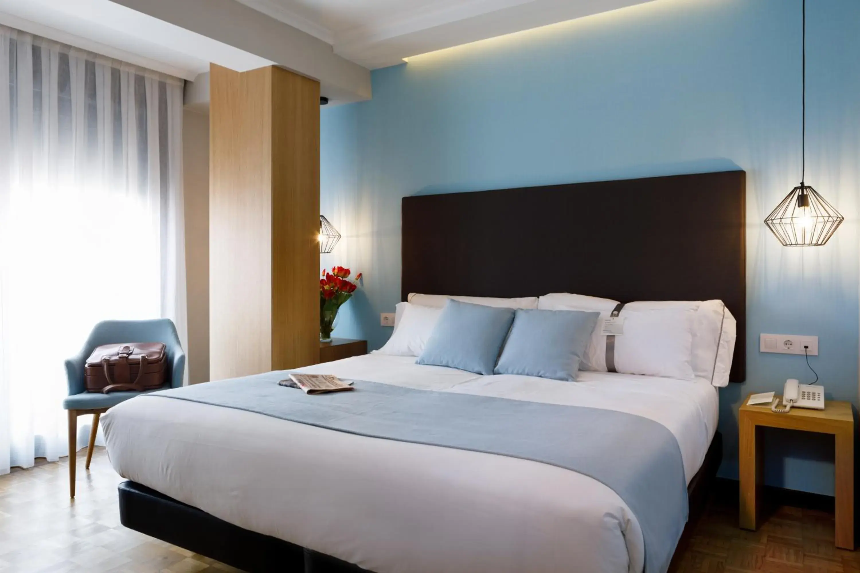 Bedroom, Bed in Hotel Val Convention Bedroom, Bed in Hotel Val Convention