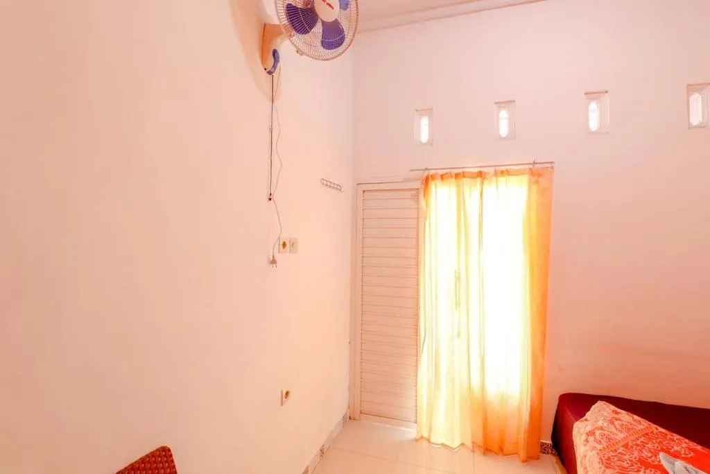 Pinky Guest House Syariah Kota Batu