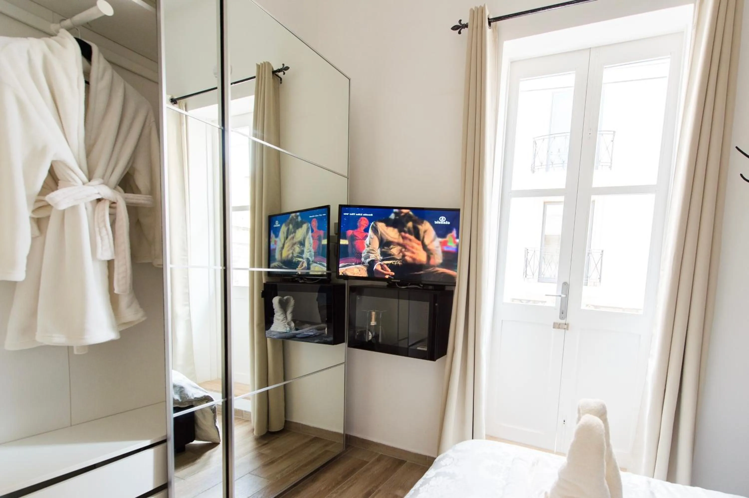 Bed in Backstage Boutique Music Themed Townhouse