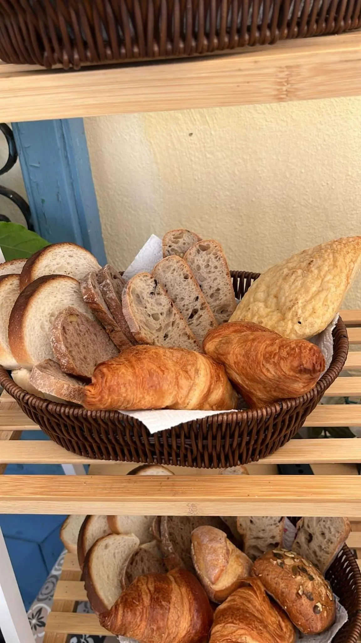 Food and drinks in Backstage Boutique Music Themed Townhouse