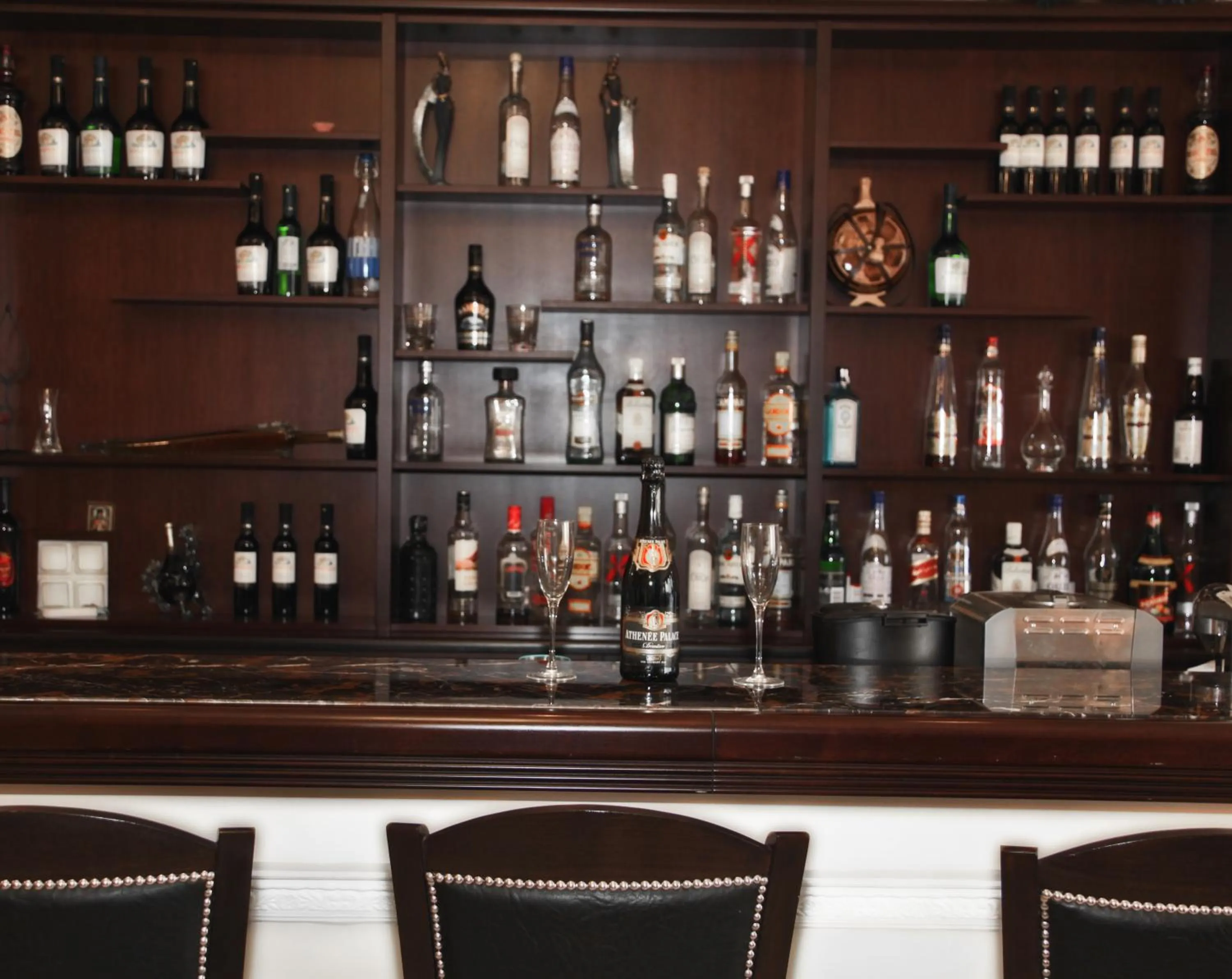 Lounge or bar in Alexiou Hotel