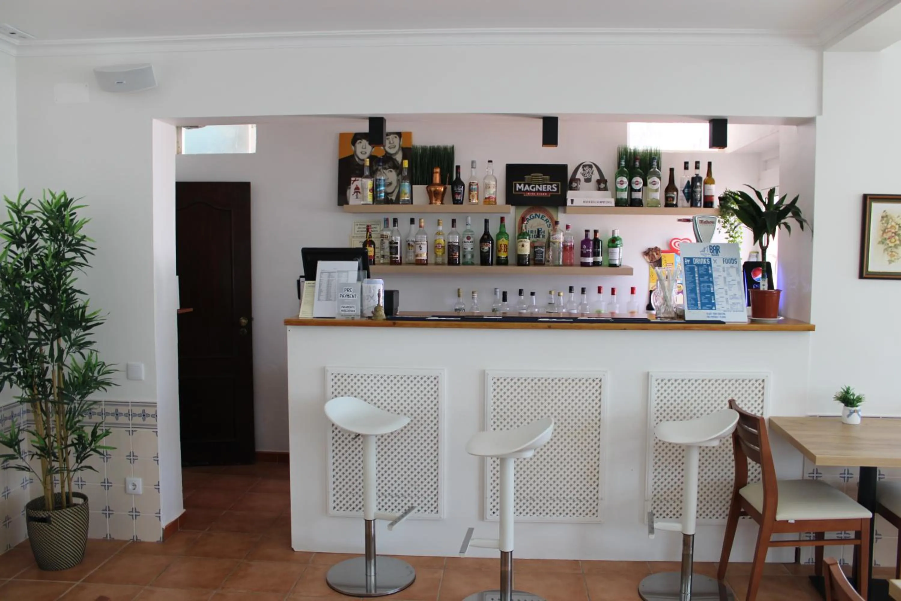 Restaurant/places to eat in Agua Marinha ROSA- Hotel