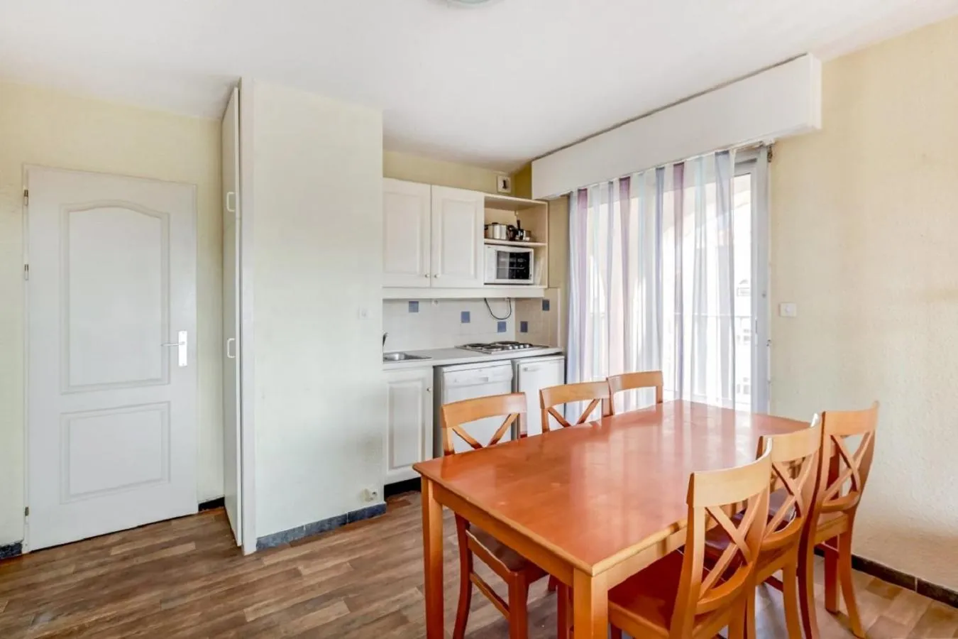 Kitchen or kitchenette in Residence Hyeres Parc - maeva Home