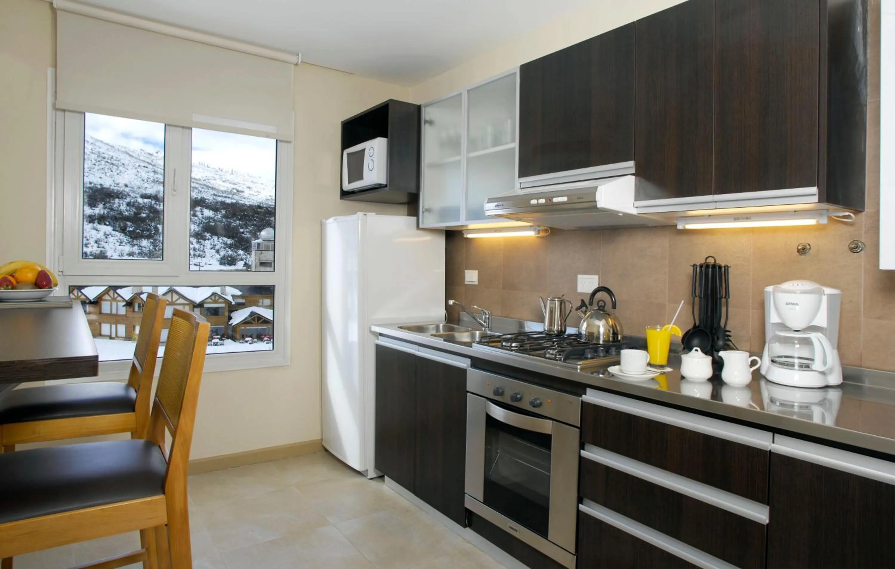 Kitchen or kitchenette in Village Condo