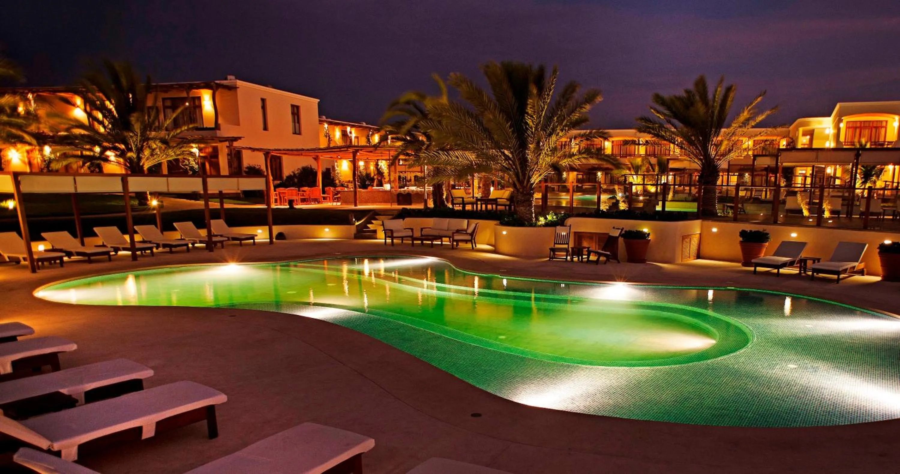 Swimming pool in La Hacienda Bahia Paracas