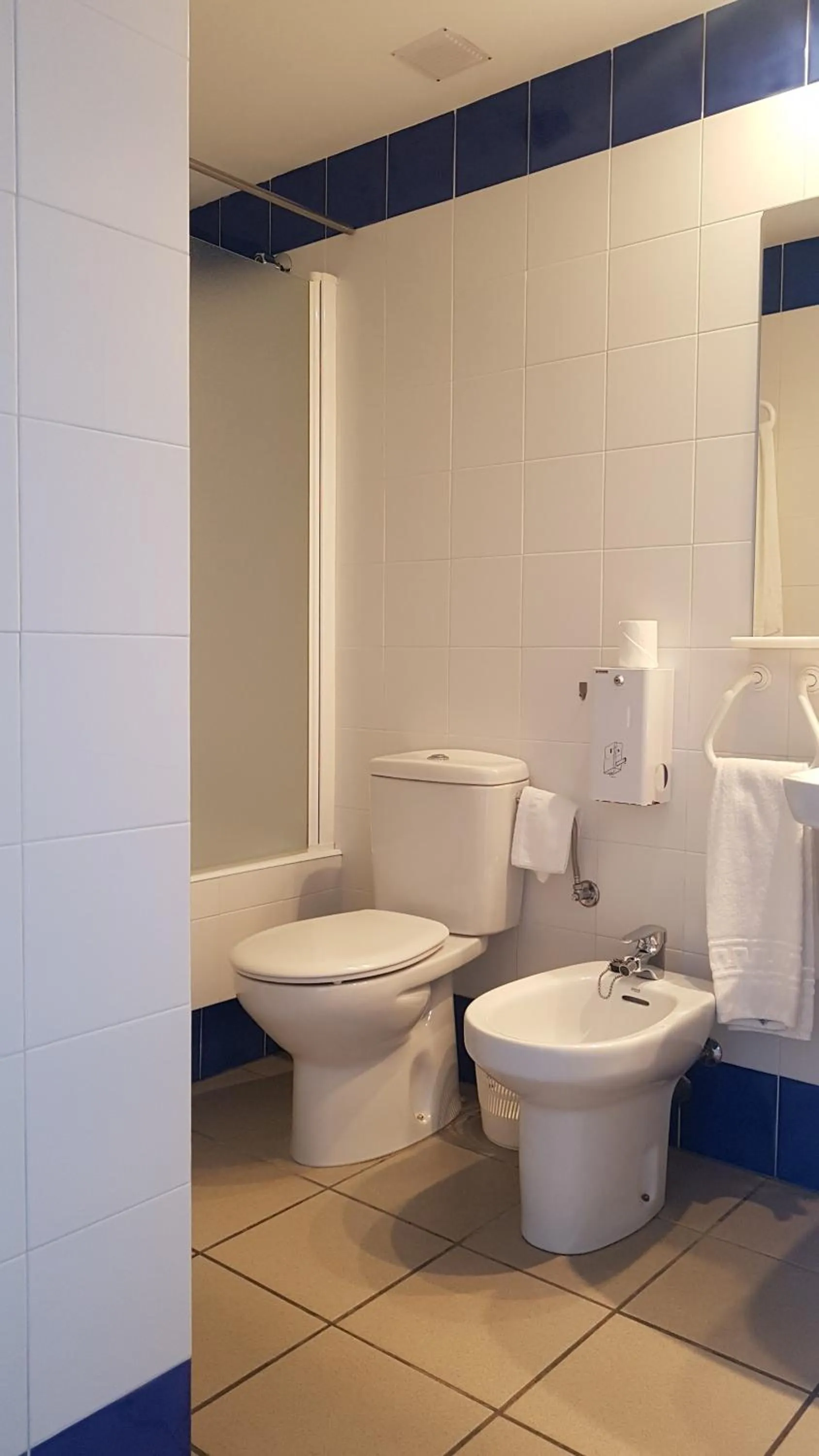 Bathroom in Hotel S´Aguarda