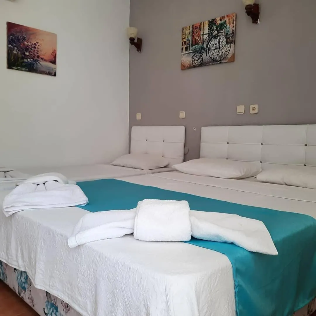 Bed in Adrasan Maviay Hotel