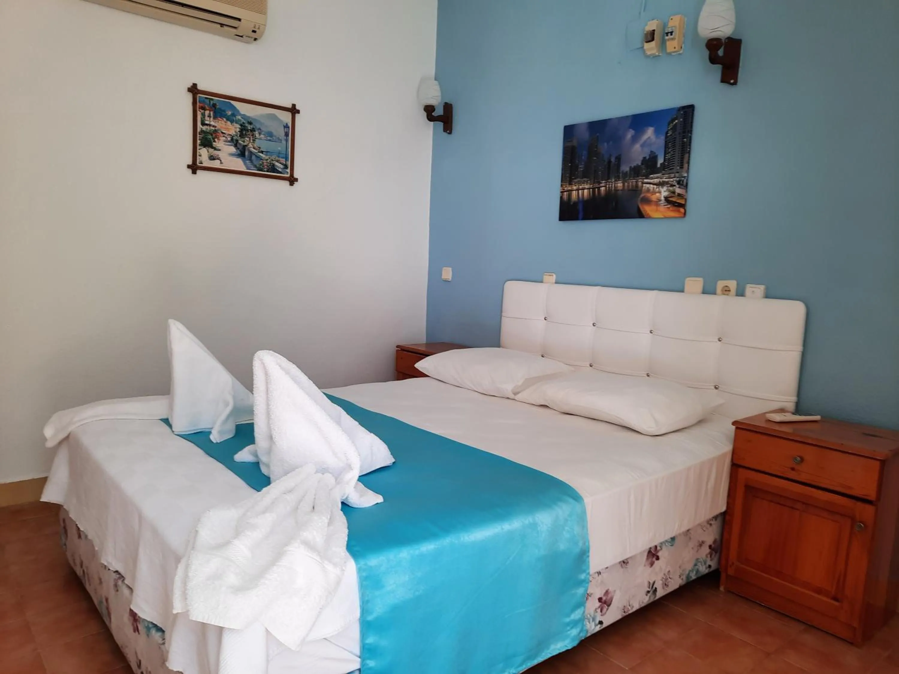 Bed in Adrasan Maviay Hotel