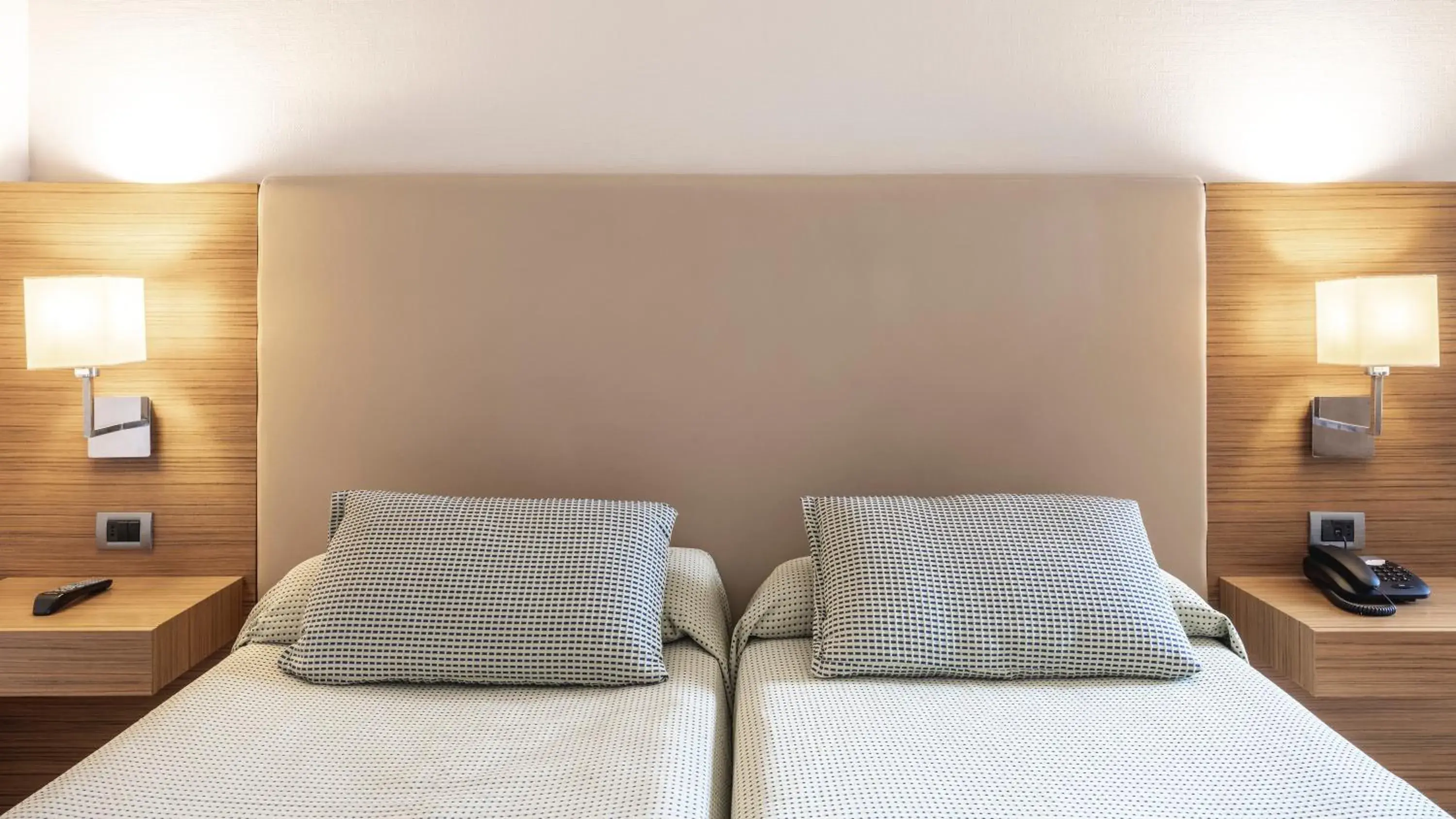 Photo of the whole room, Bed in Be Live Adults Only Tenerife Photo of the whole room, Bed in Be Live Adults Only Tenerife