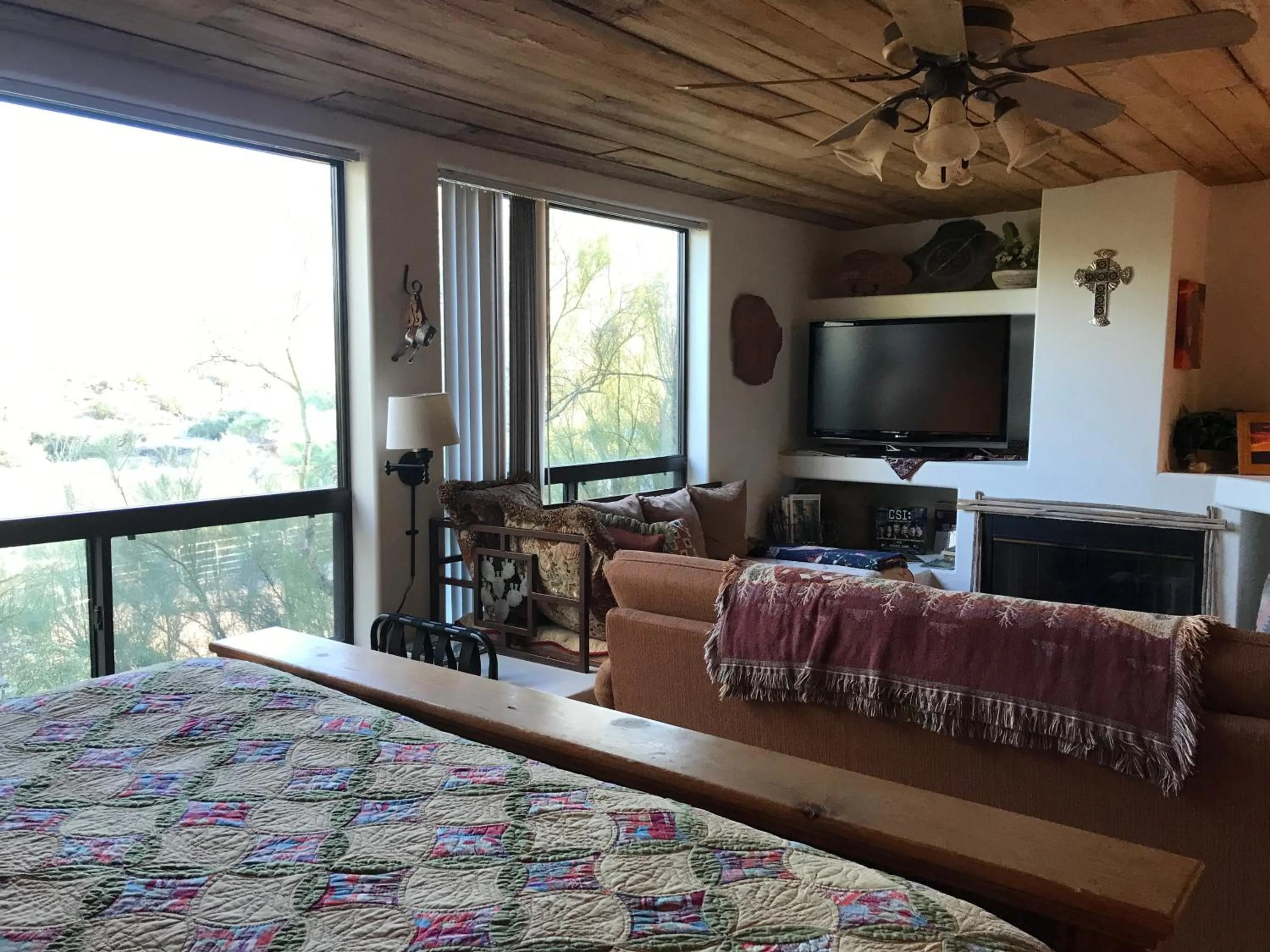 Bed in Spur Cross Inn