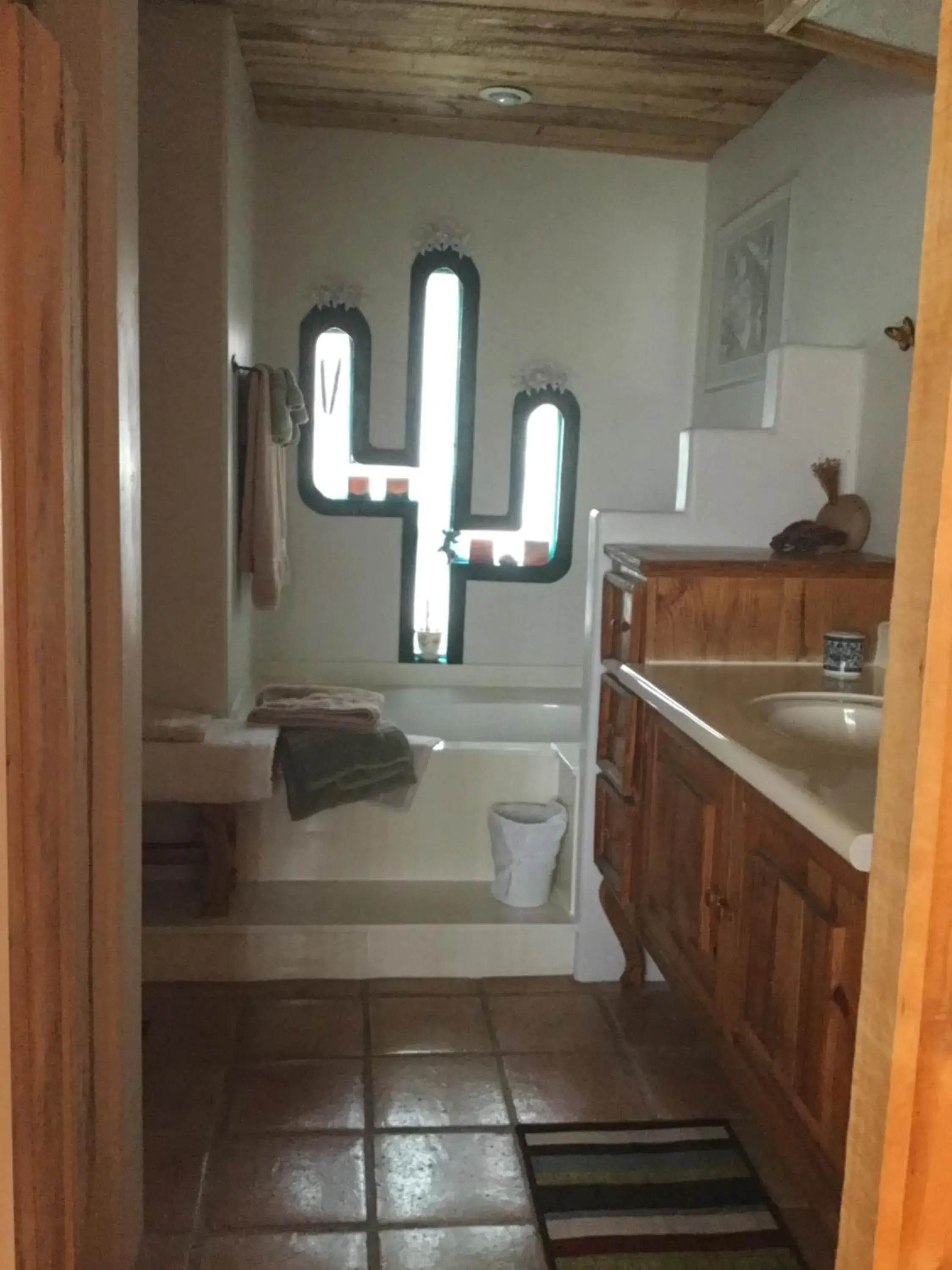 Deluxe King Suite in Spur Cross Inn Deluxe King Suite in Spur Cross Inn