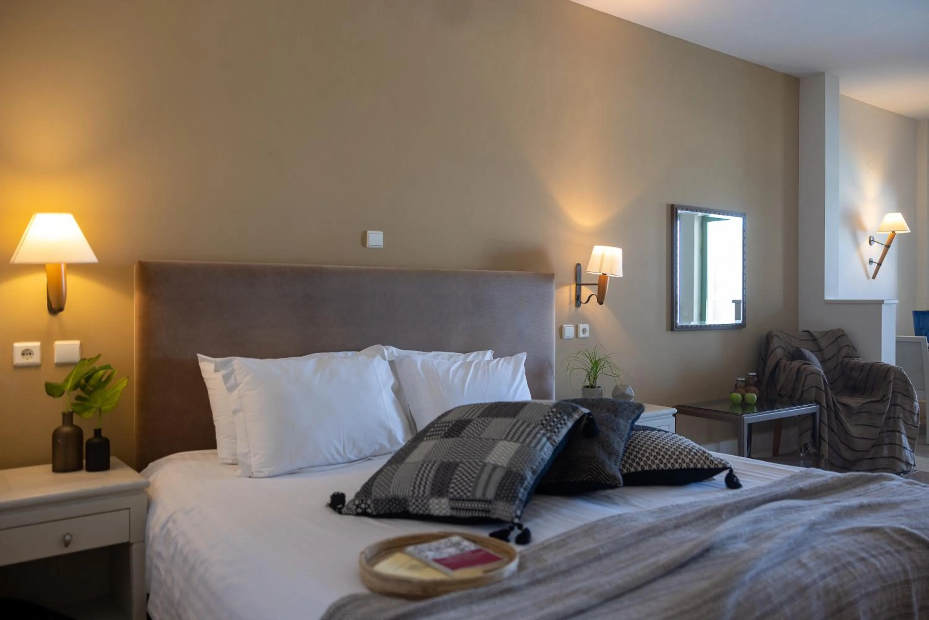 Bed in Giannoulis - Grand Bay Beach Resort (Exclusive Adults Only)