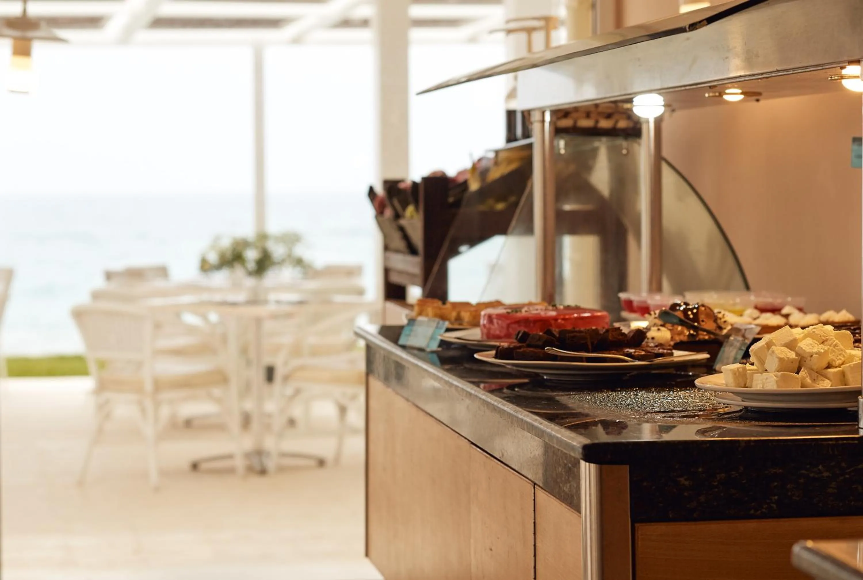 Restaurant/places to eat in Giannoulis - Grand Bay Beach Resort (Exclusive Adults Only)