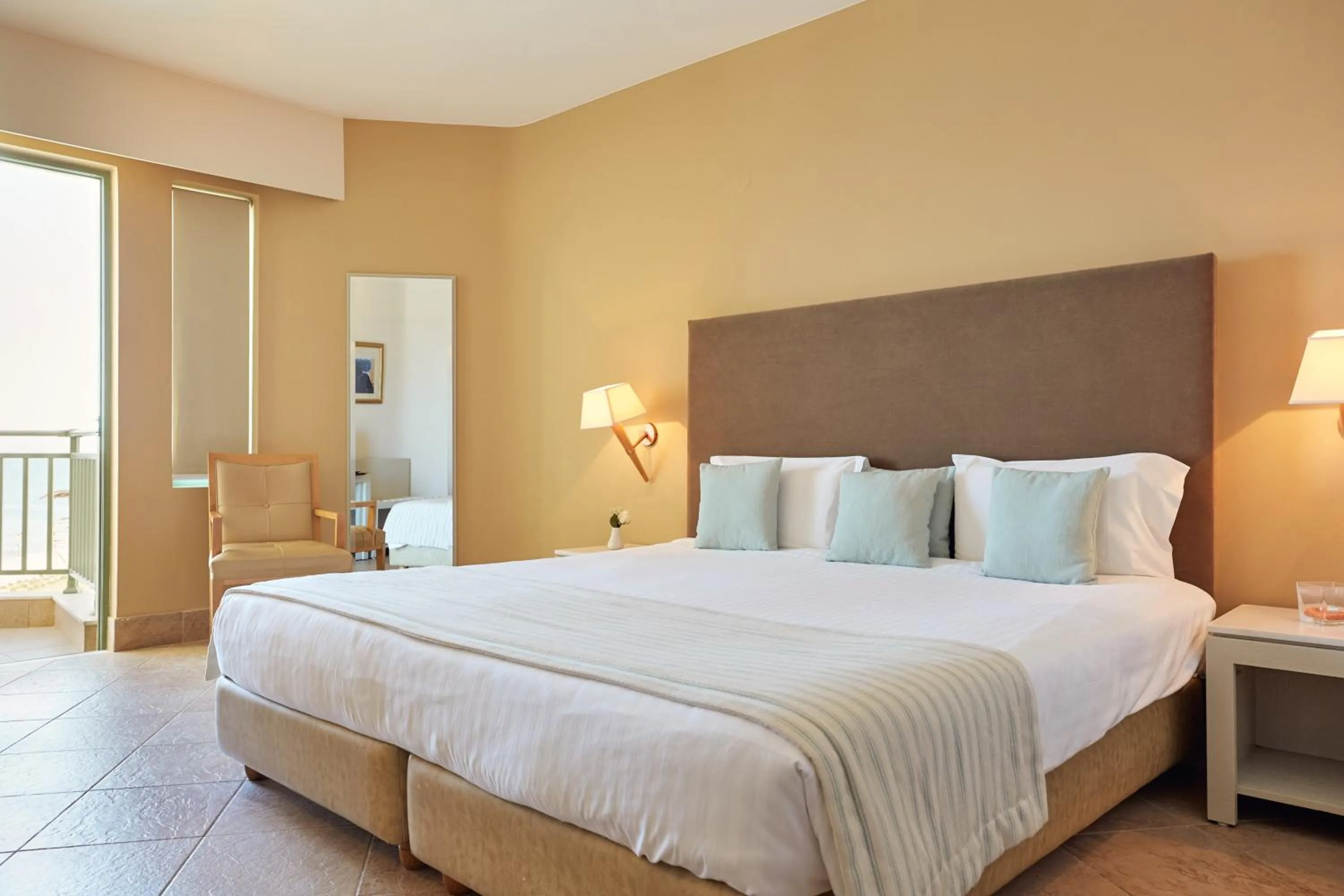 Bed in Giannoulis - Grand Bay Beach Resort (Exclusive Adults Only)