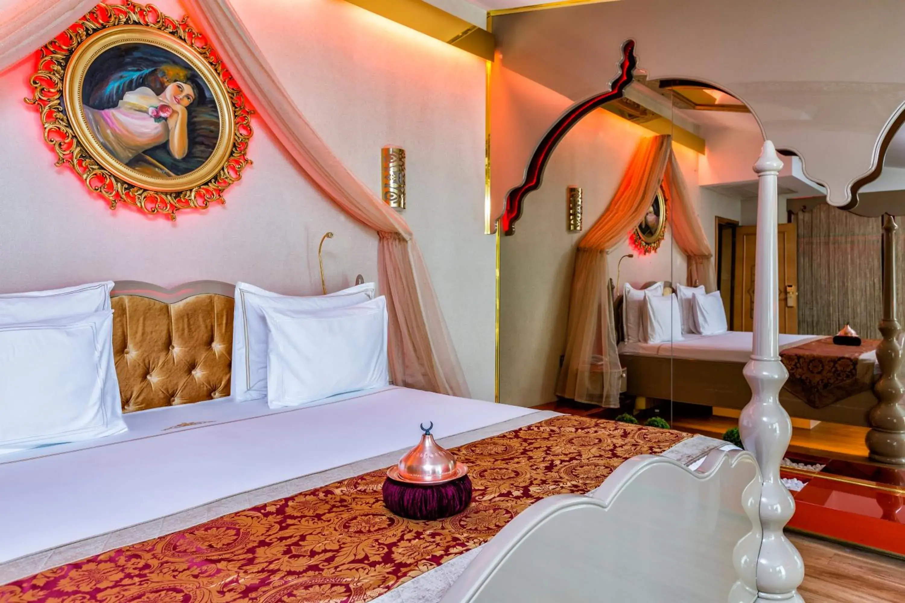 Decorative detail, Bed in Hotel Sultania Boutique Class Decorative detail, Bed in Hotel Sultania Boutique Class