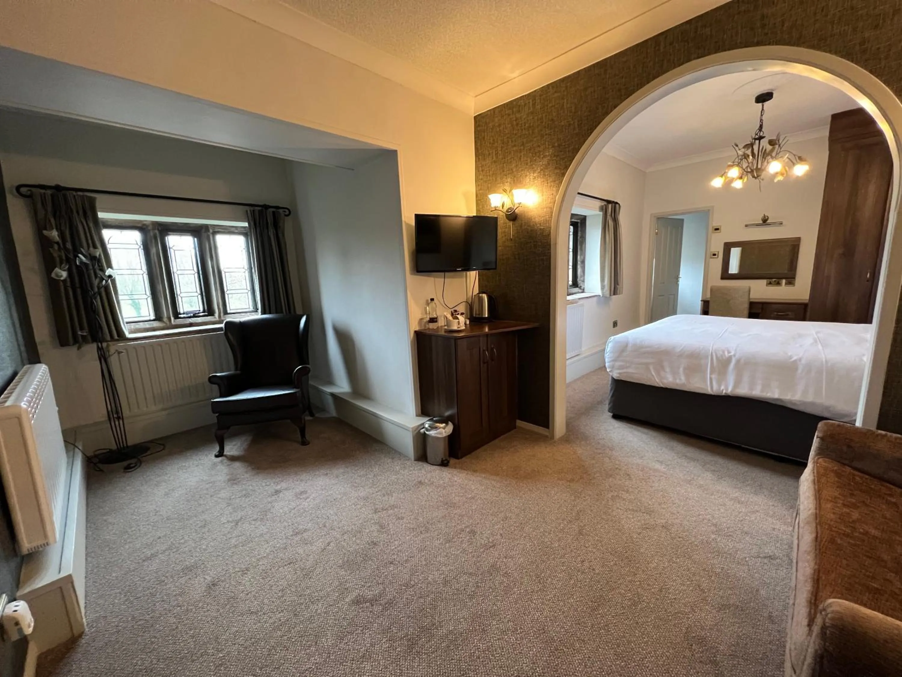 Seating area, Bed in Stirk House Hotel