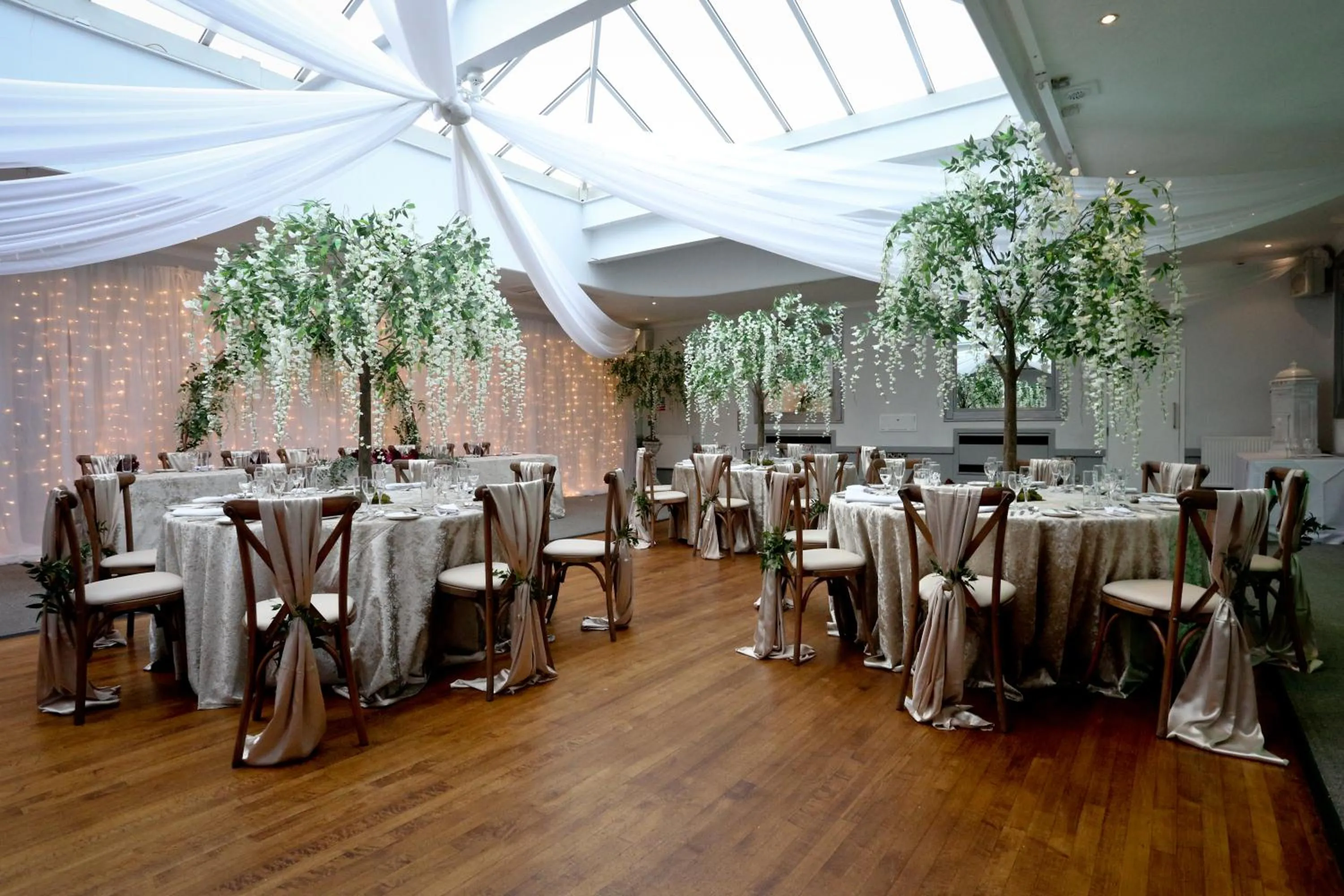 wedding in Stirk House Hotel