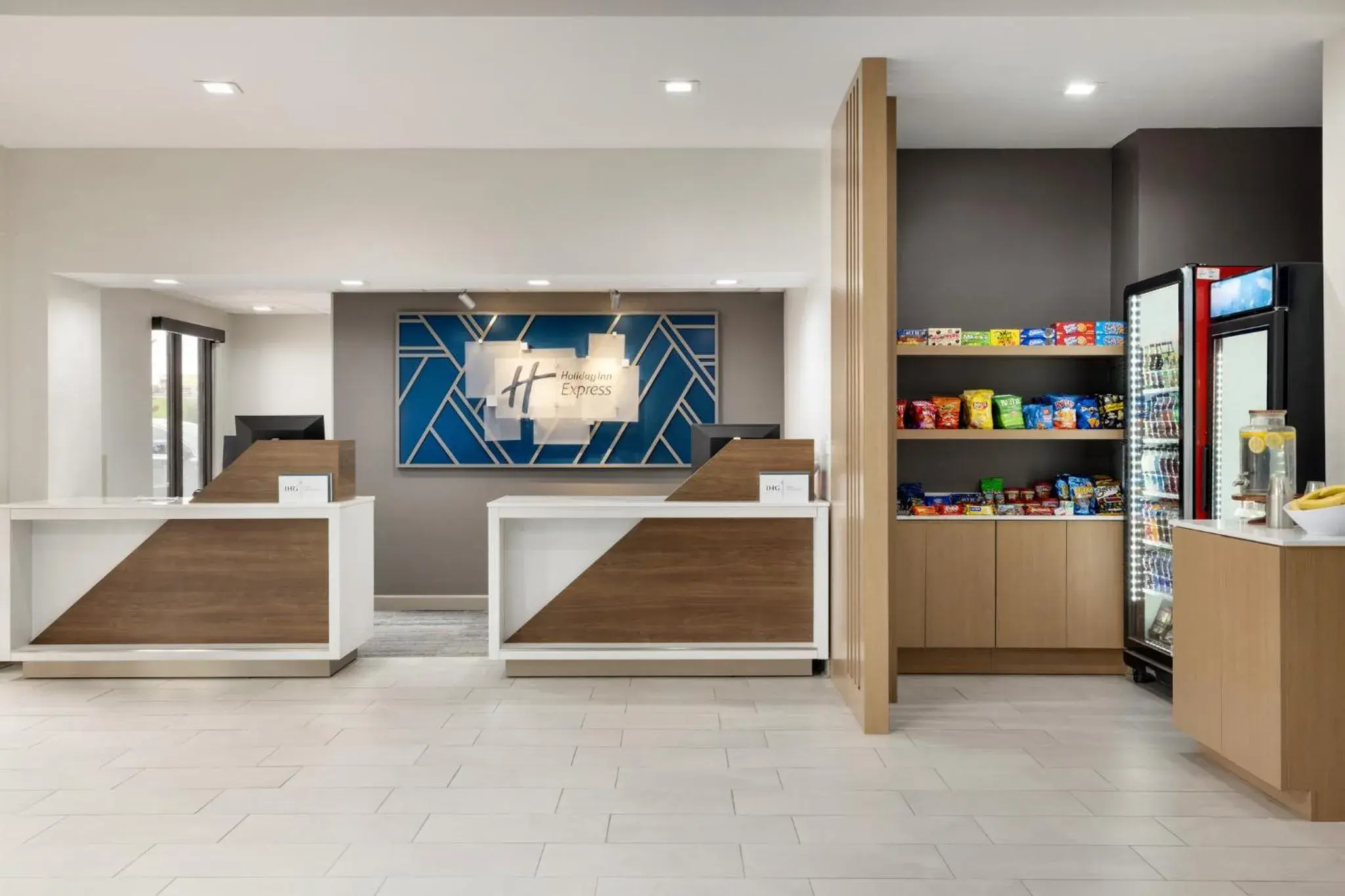 Property building in Holiday Inn Express & Suites Opelousas by IHG Property building in Holiday Inn Express & Suites Opelousas by IHG