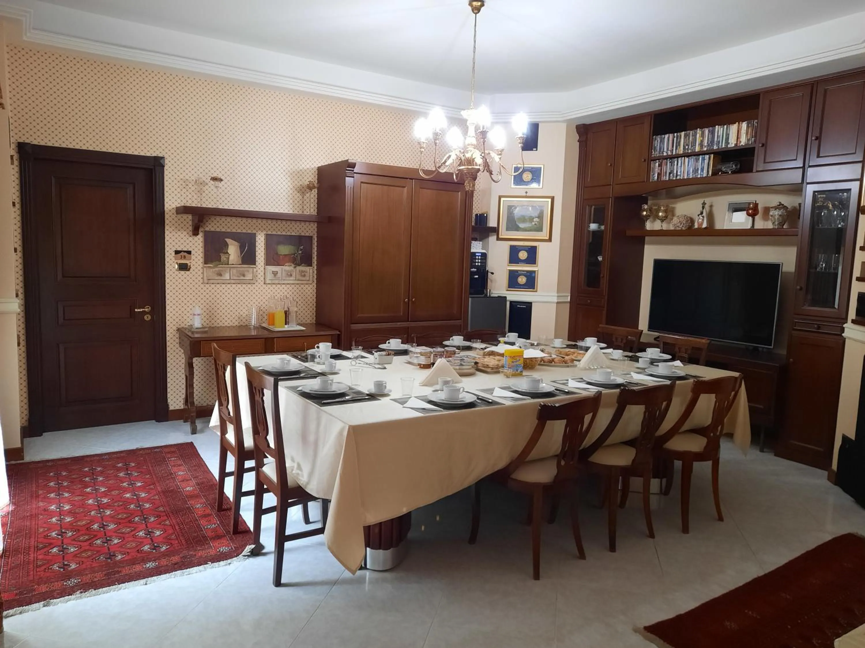 Internal: Not applicable to any particular room in La Suite del Vulcano