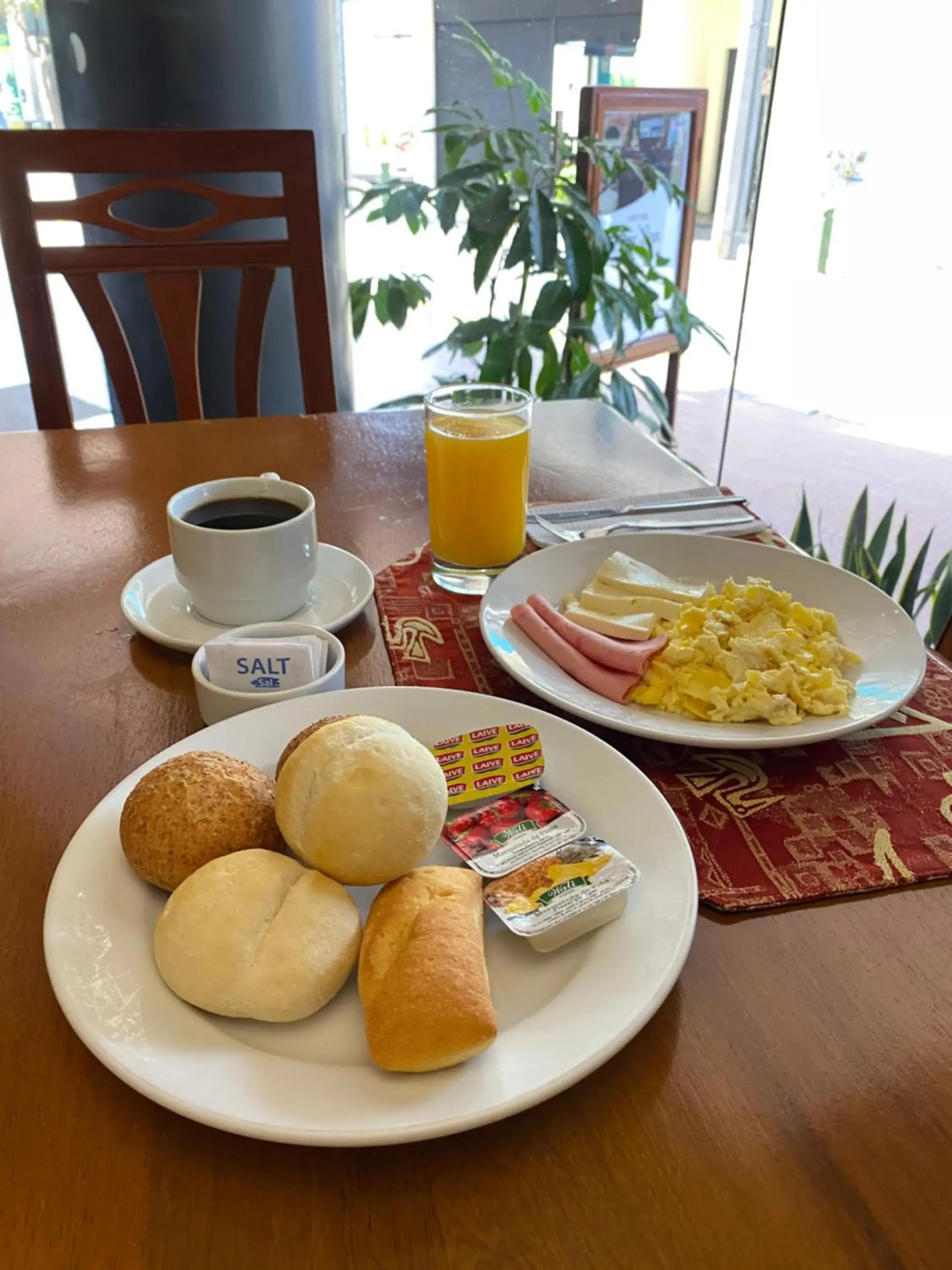 Restaurant/places to eat in Faraona Grand Hotel Restaurant/places to eat in Faraona Grand Hotel