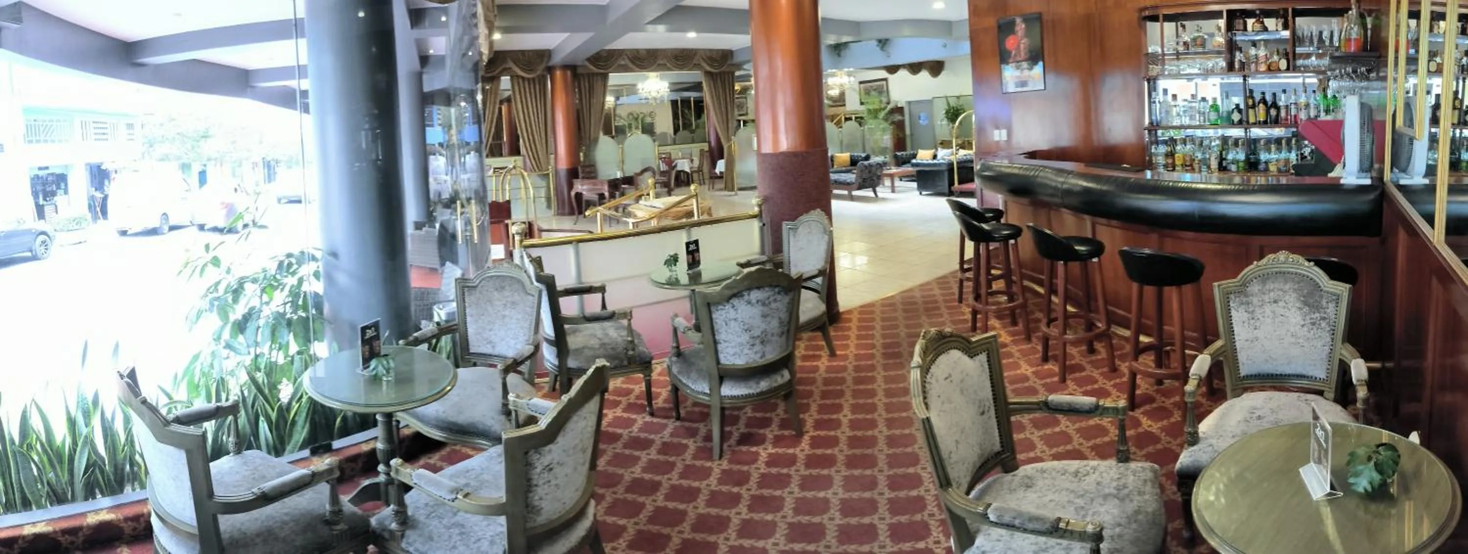 Lounge or bar in Faraona Grand Hotel