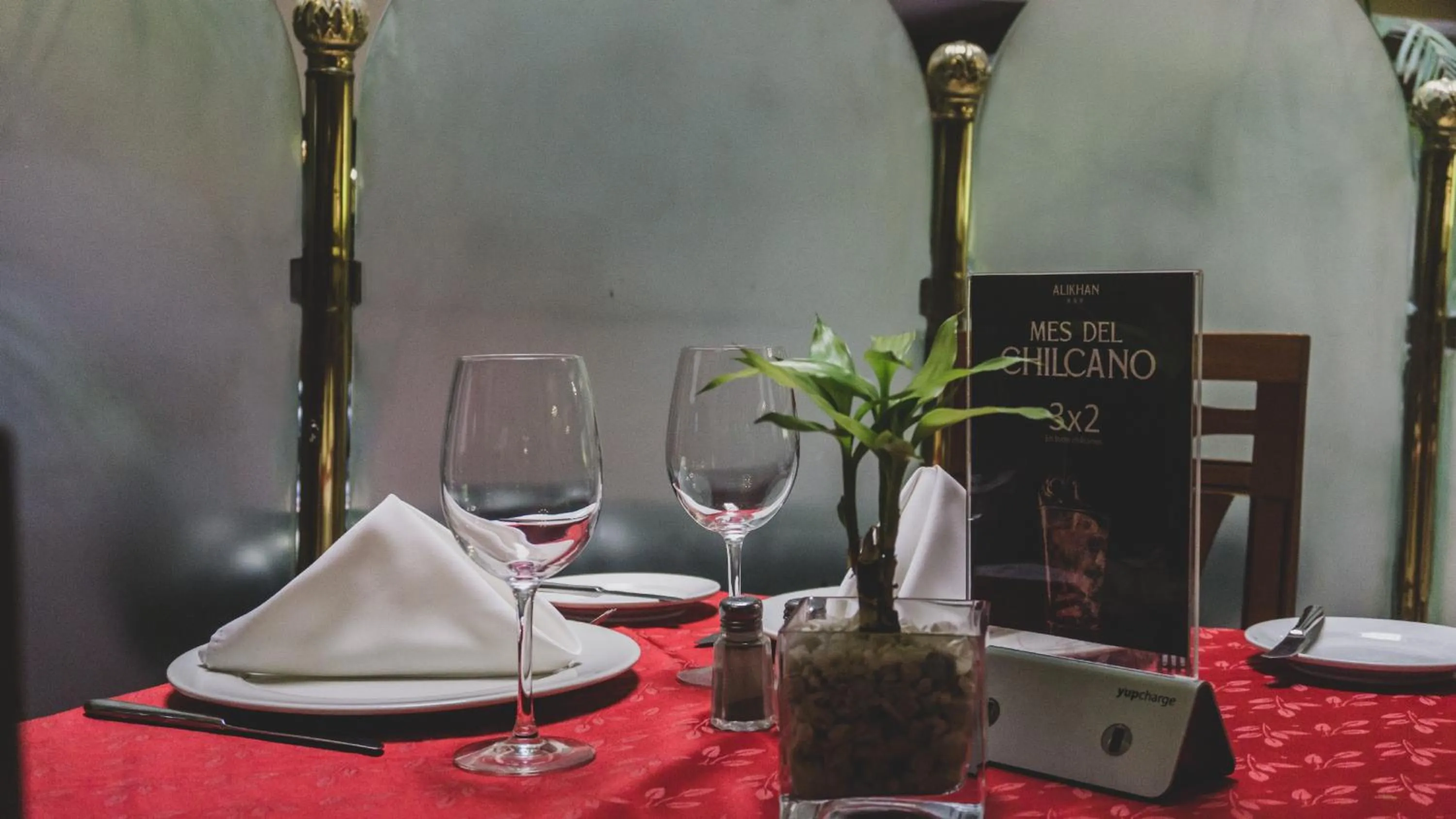 Restaurant/places to eat in Faraona Grand Hotel