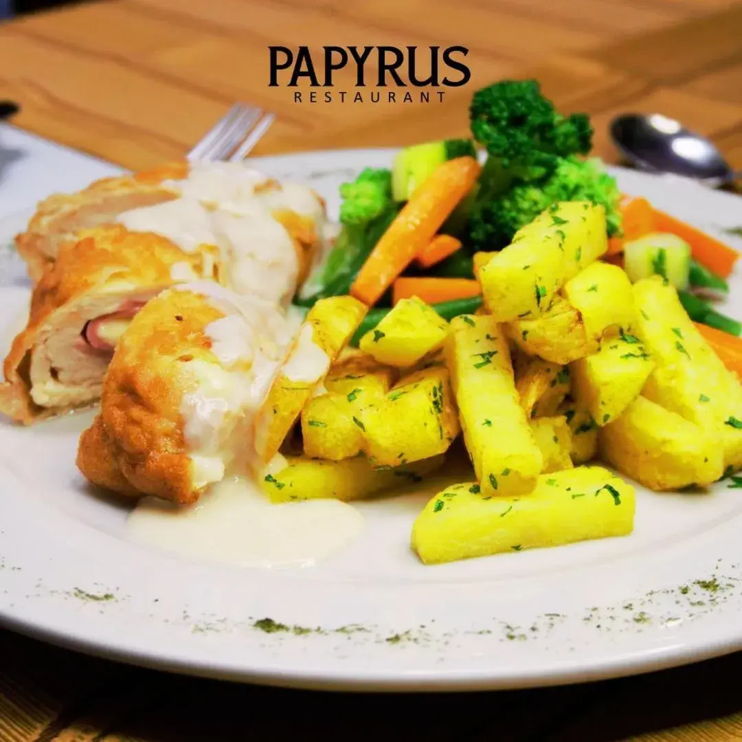 Restaurant/places to eat in Faraona Grand Hotel Restaurant/places to eat in Faraona Grand Hotel