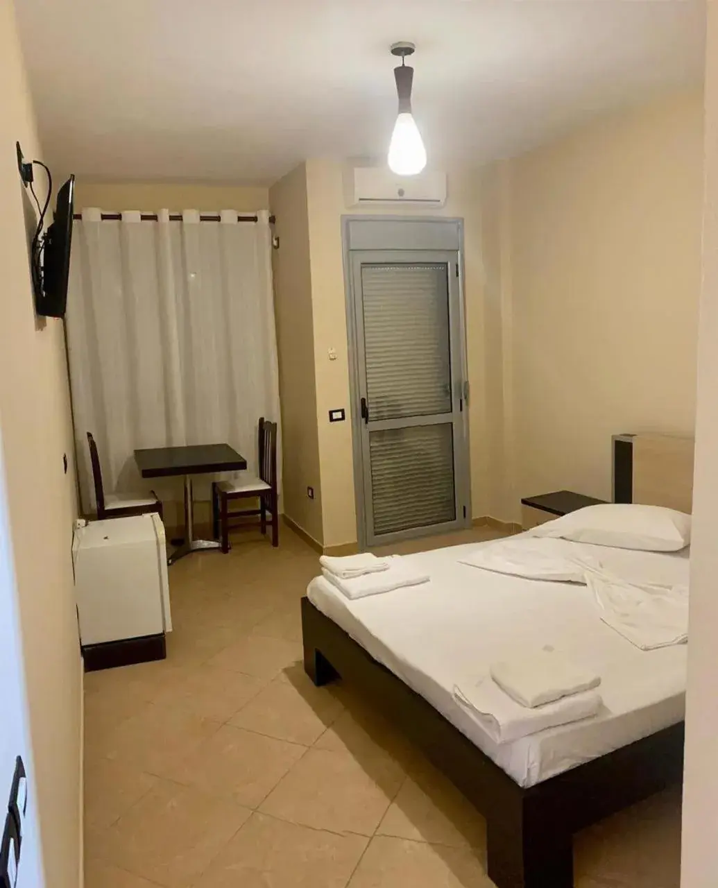 Bed in AL Hotel Bed in AL Hotel