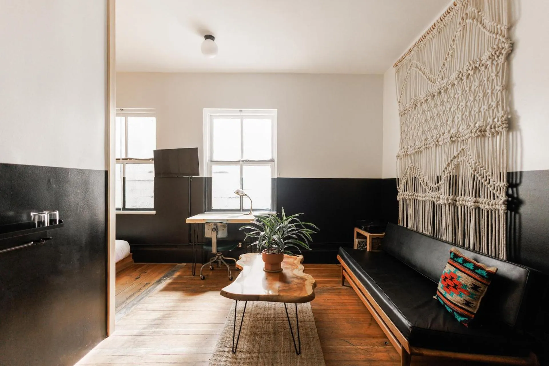 Living room in Ace Hotel Portland