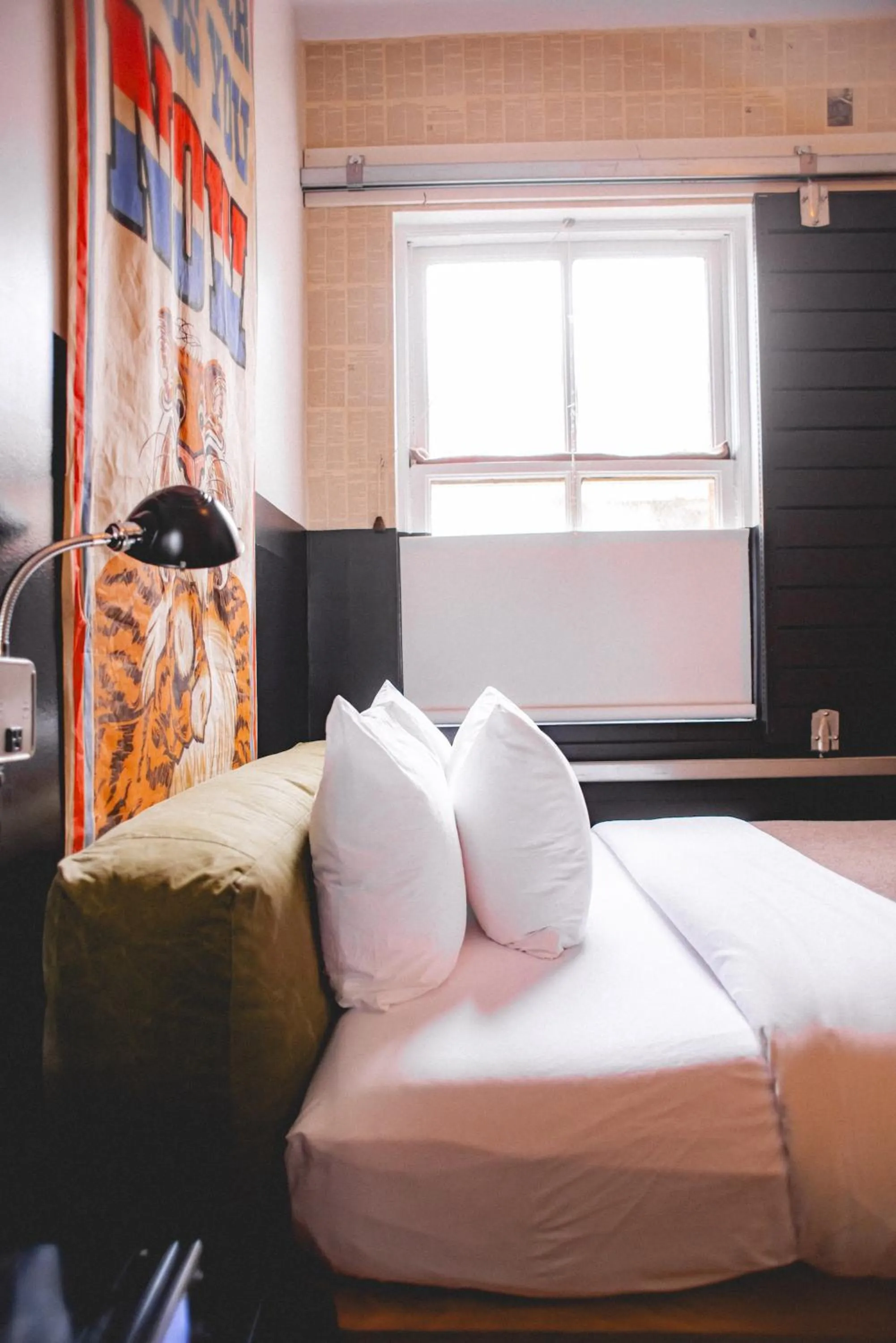 Property building, Bed in The Clyde Hotel Portland By Kasa Living