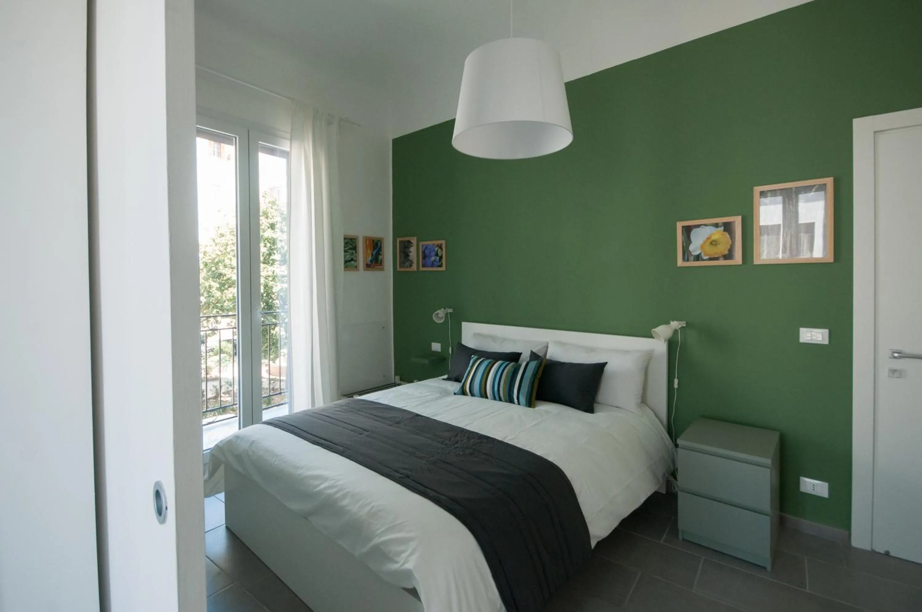 King Room with Balcony - single occupancy in Dietro il Teatro