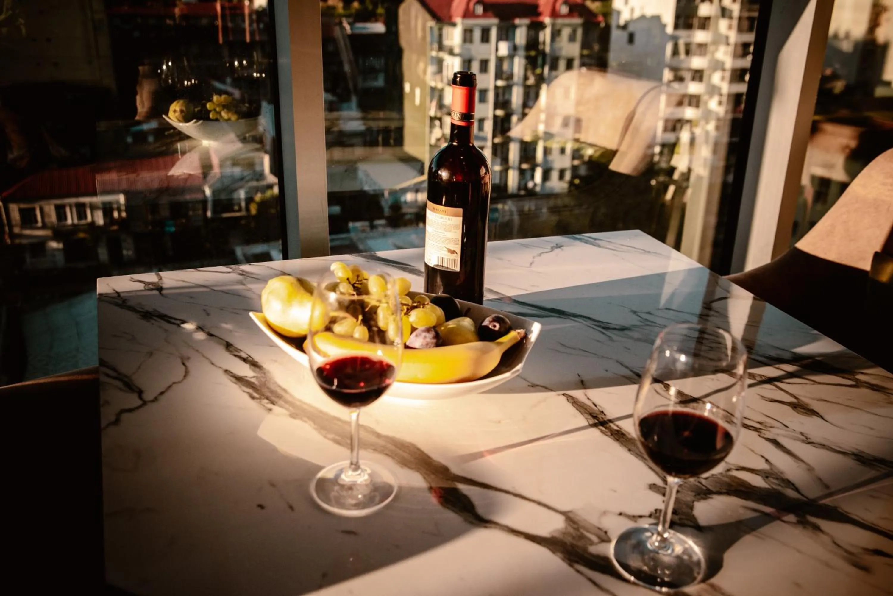 Food and drinks in Hotel Green Glass