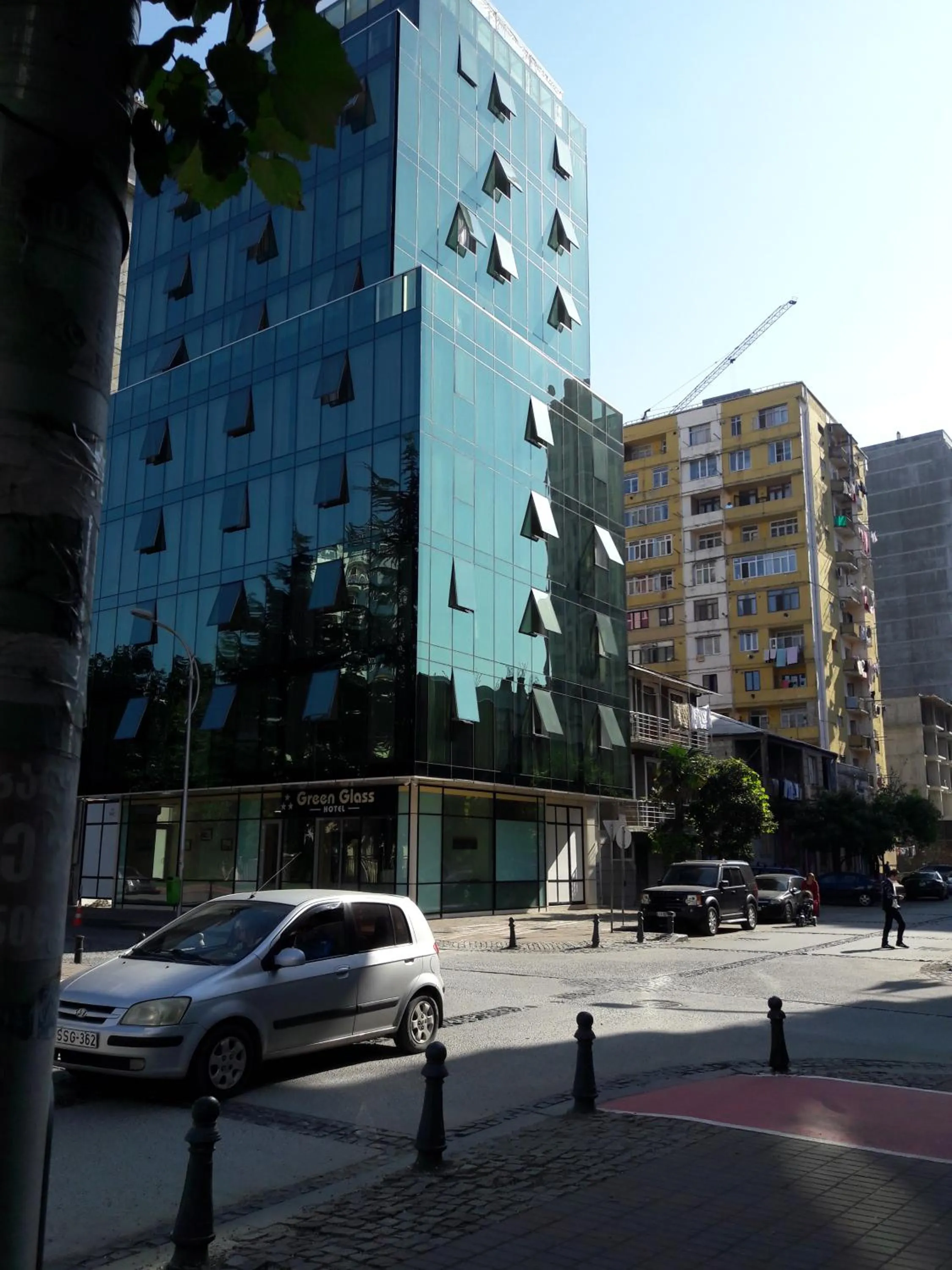 Property building in Hotel Green Glass